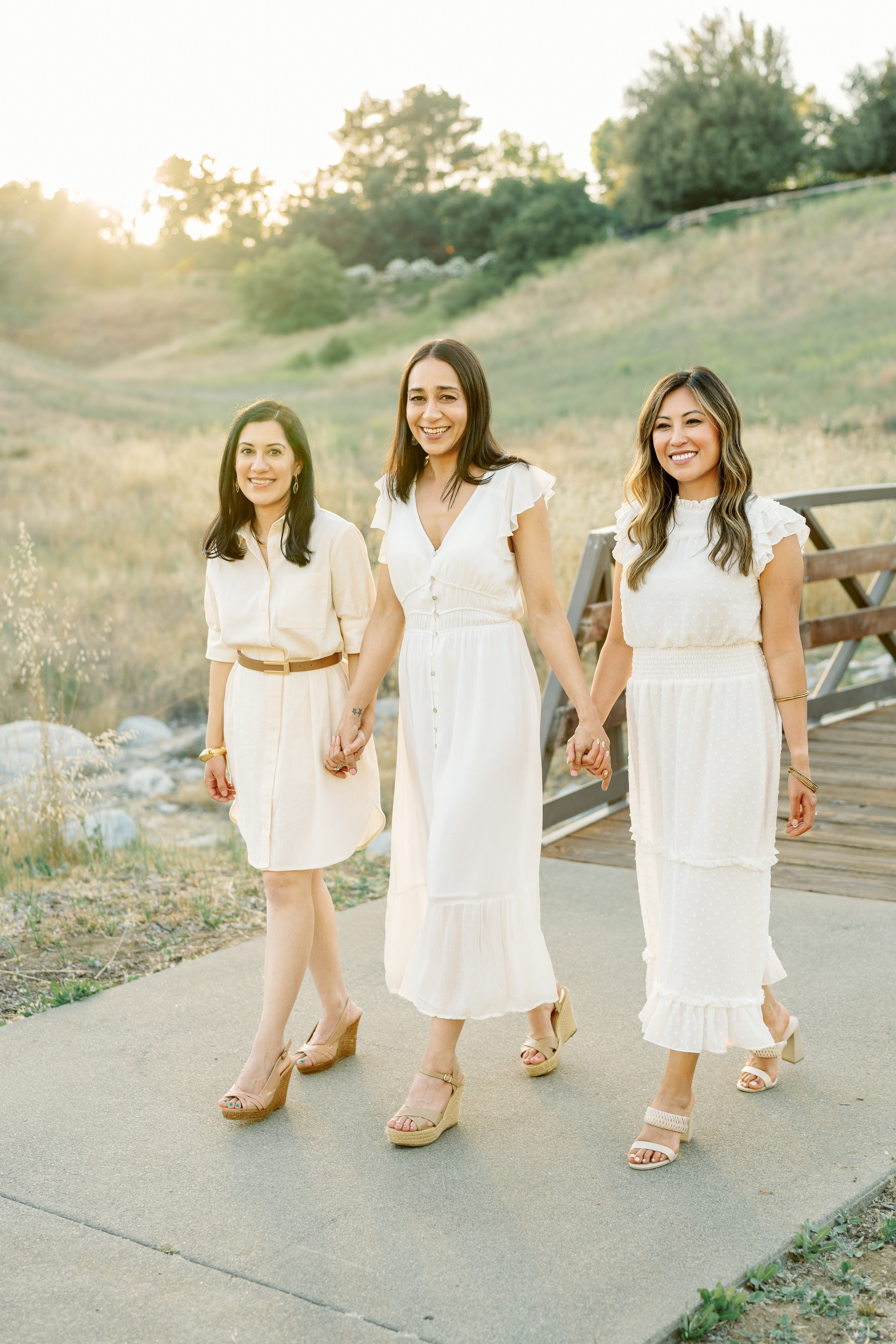 California, Los Angeles, Santa Clarita Family Photoshoot. Wedding Photography & Videography Team in California, Los Angeles, San Francisco, San Diego and Travel