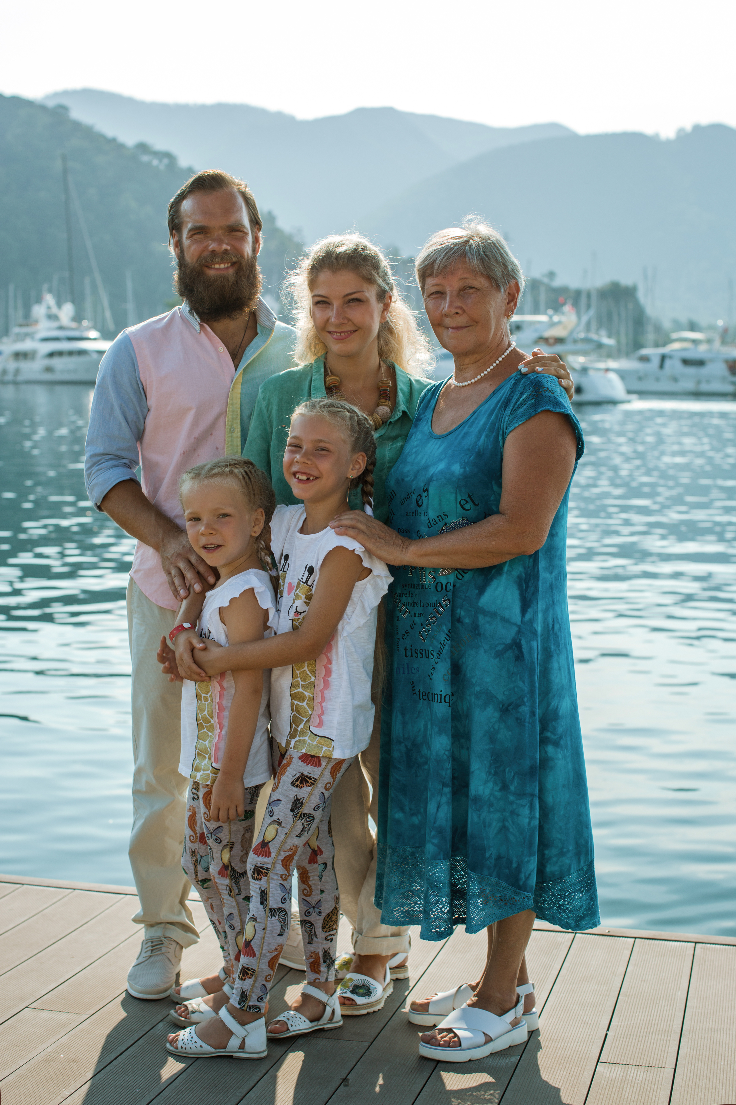 Family photo shooting in Marmaris old town. Julia Ganch I Fashion Wedding Photography I Cappadocia Turkey