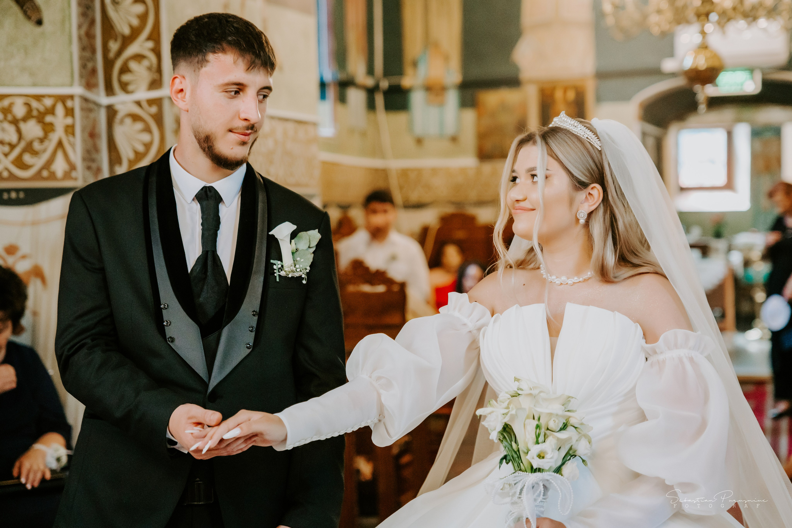 Bianca & Iulian. Sebastian Purusniuc Fotograf - Iasi