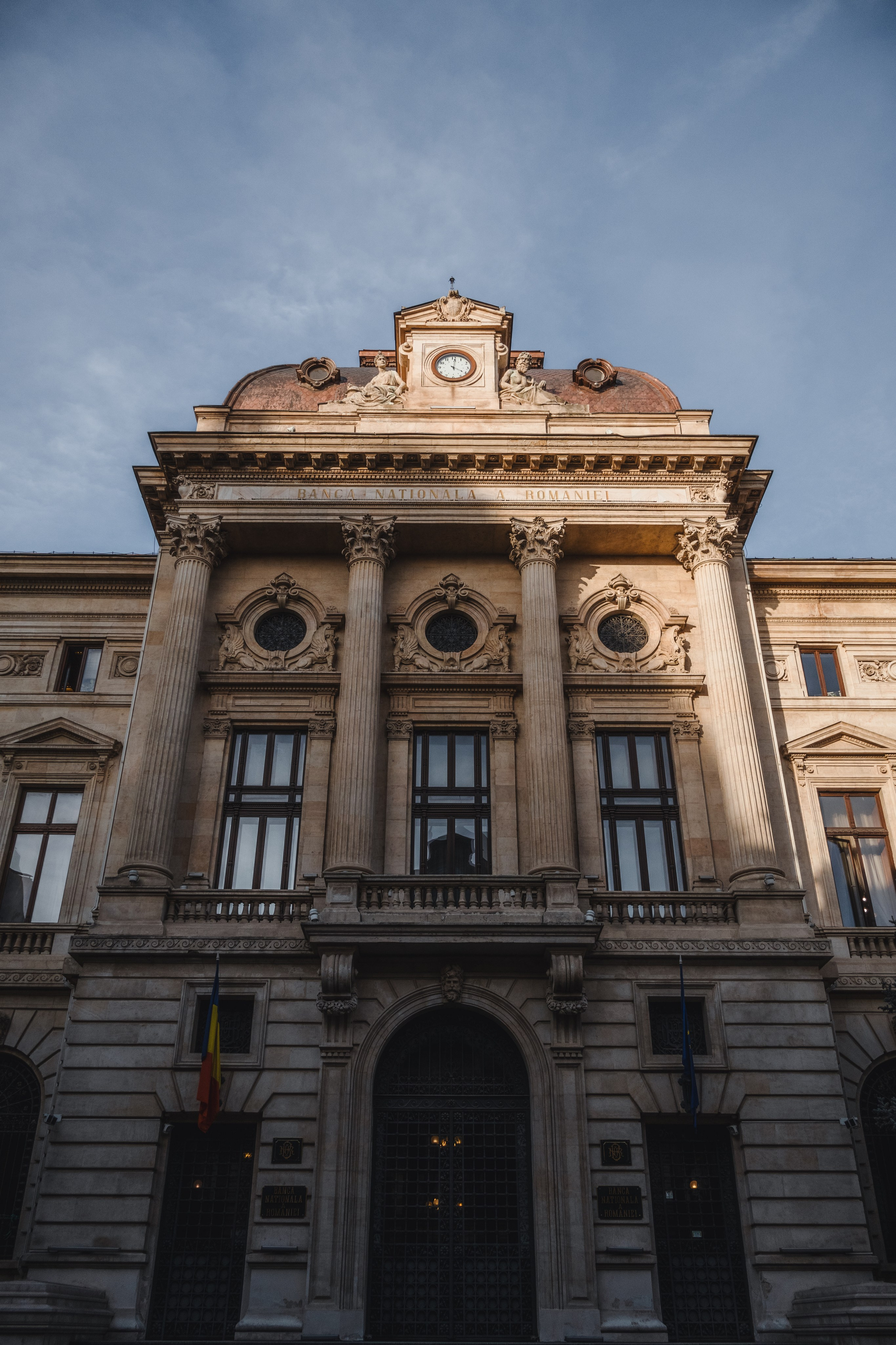 Bucharest. Дизайнер и Фотограф в Кишинёве Бусуйок Станислав