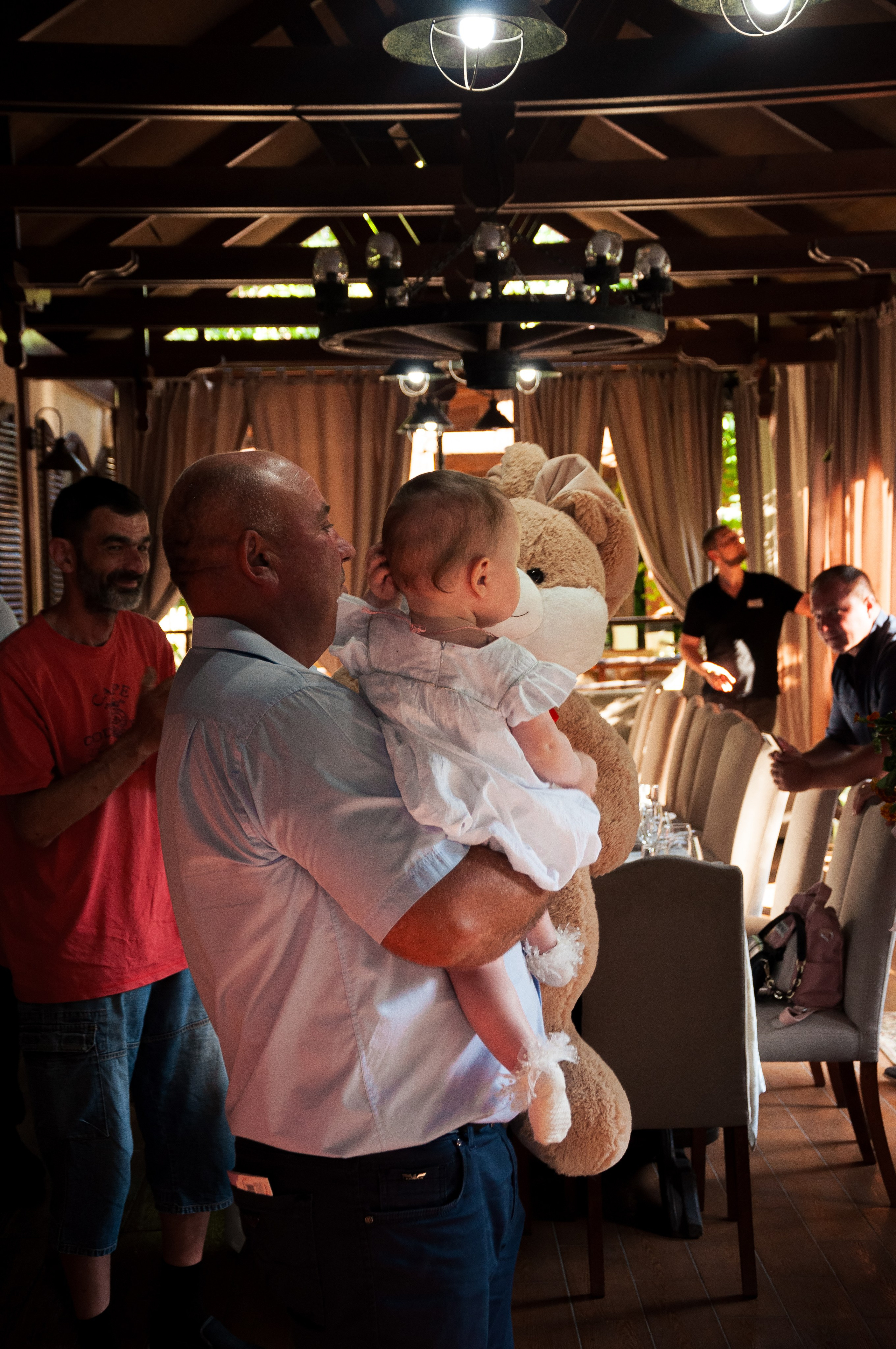 Sothie Baptize. Дизайнер и Фотограф в Кишинёве Бусуйок Станислав