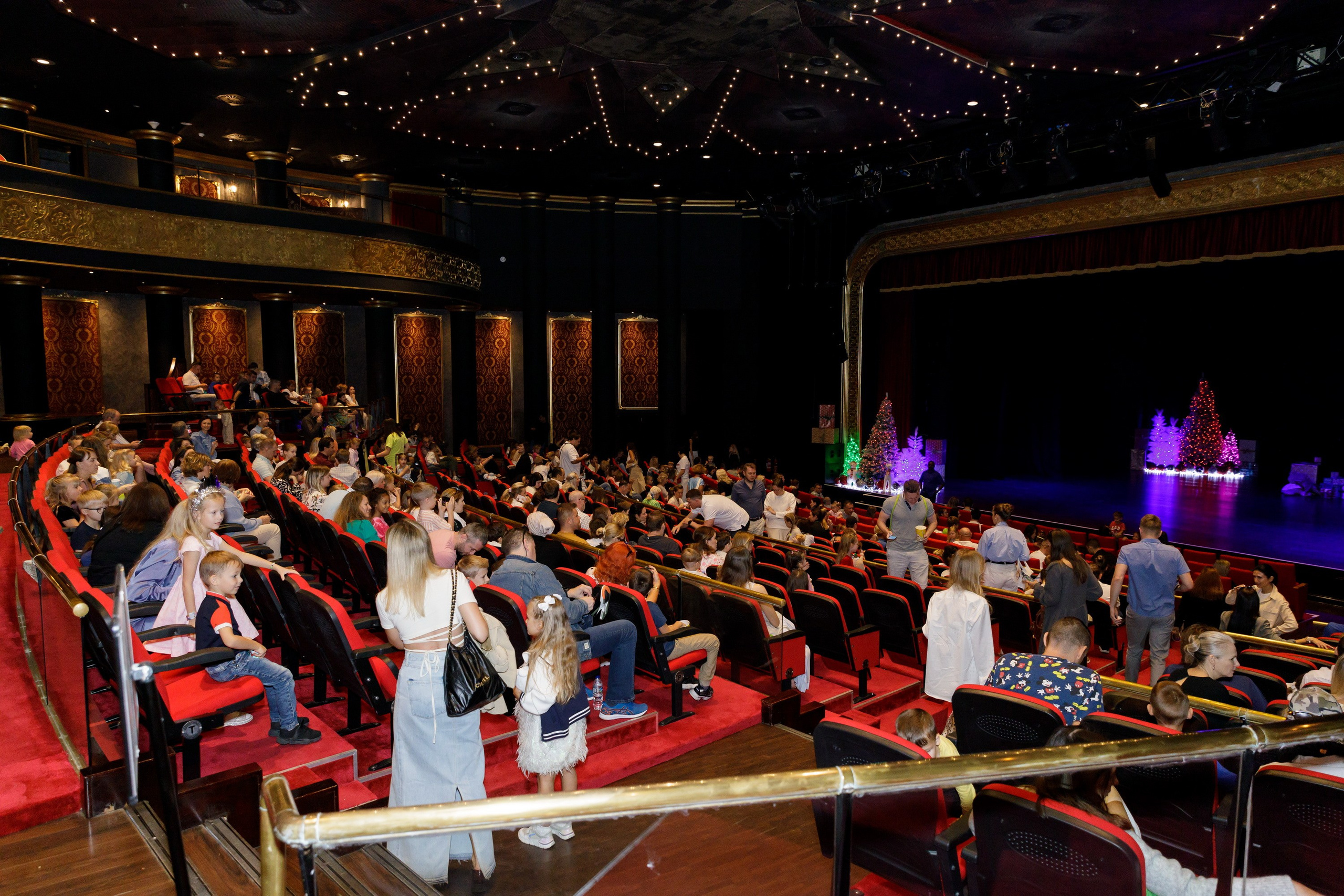 Новогодняя сказка для журнала Русские Эмираты, Дубай 2024. Фотограф Анна Кучерявая | Свадьбы и мероприятия в Дубае