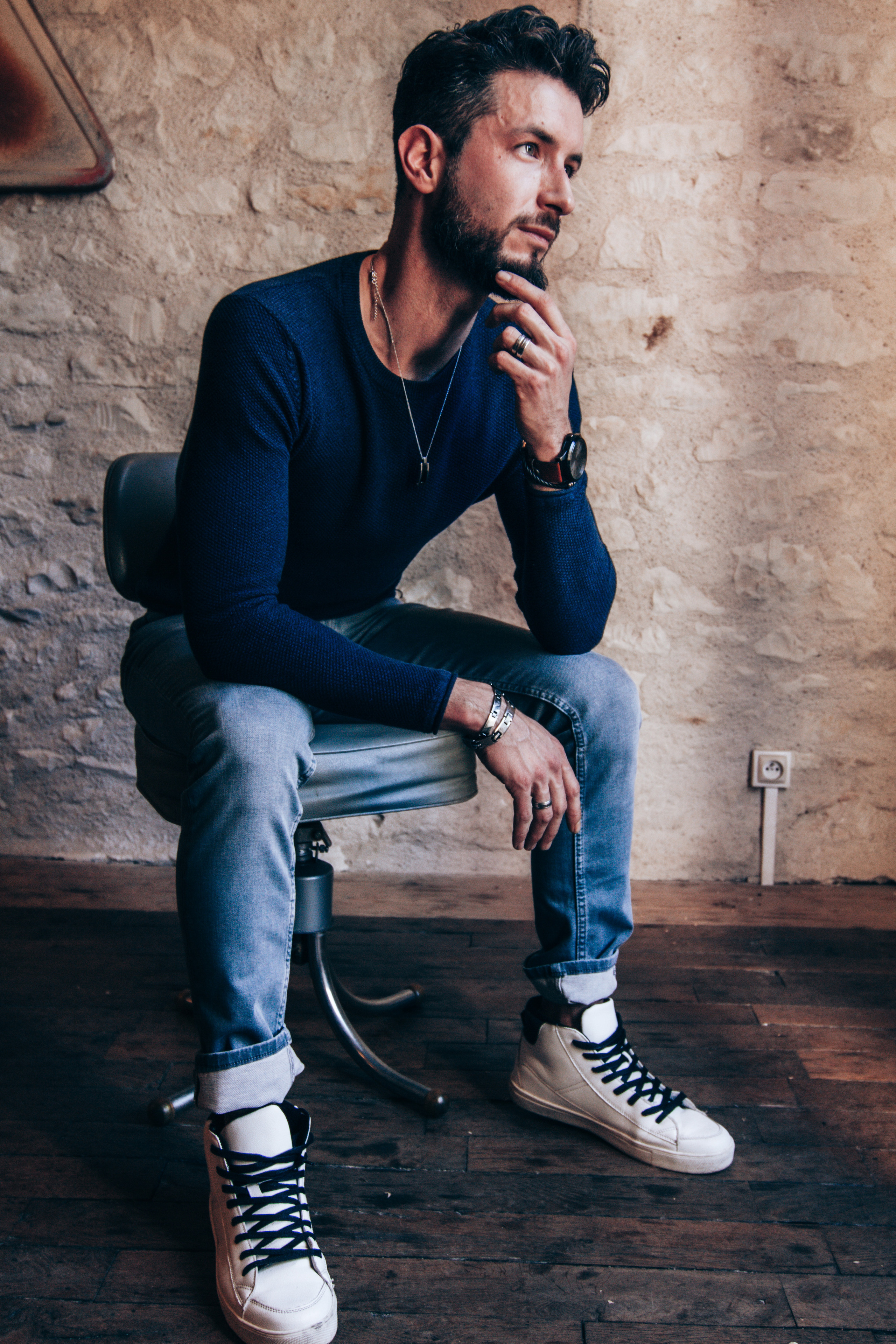 Jeremie. Photographe professionnelle à Poitiers, Tours et Châtellerault | Studio photo entre Poitiers et Tours – portraits, familles, entreprises, ma