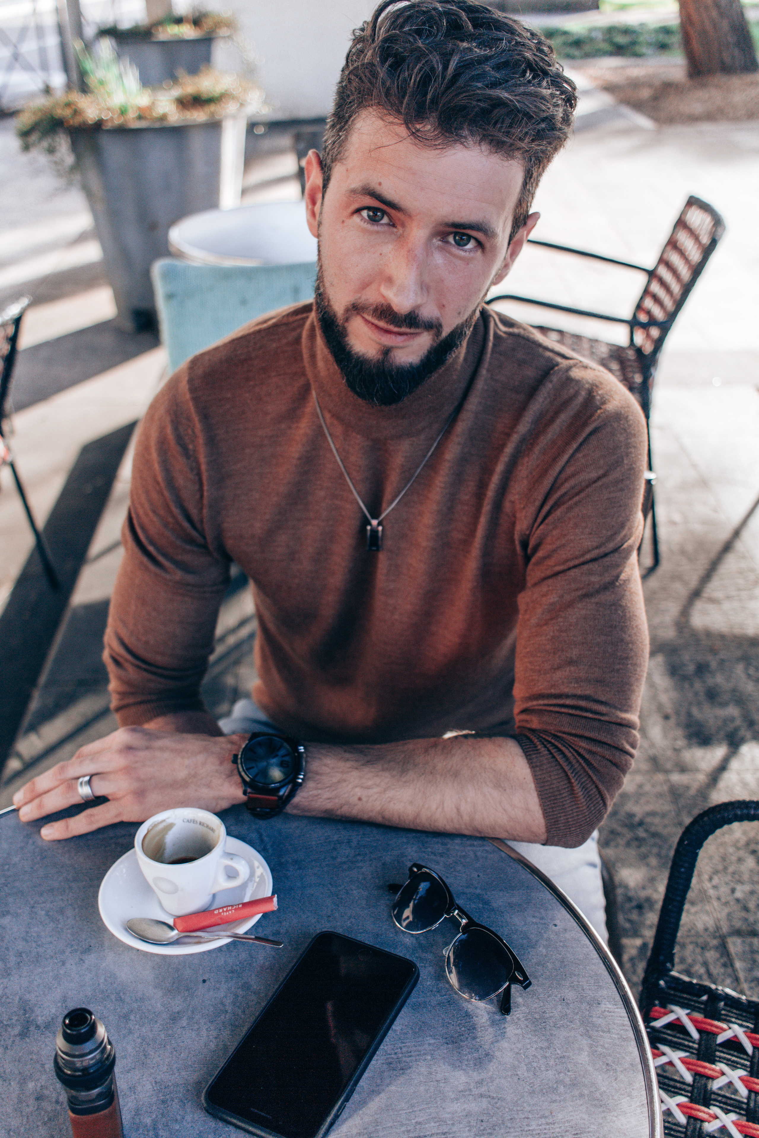 Jeremie. Photographe professionnelle à Poitiers, Tours et Châtellerault | Studio photo entre Poitiers et Tours – portraits, familles, entreprises, ma