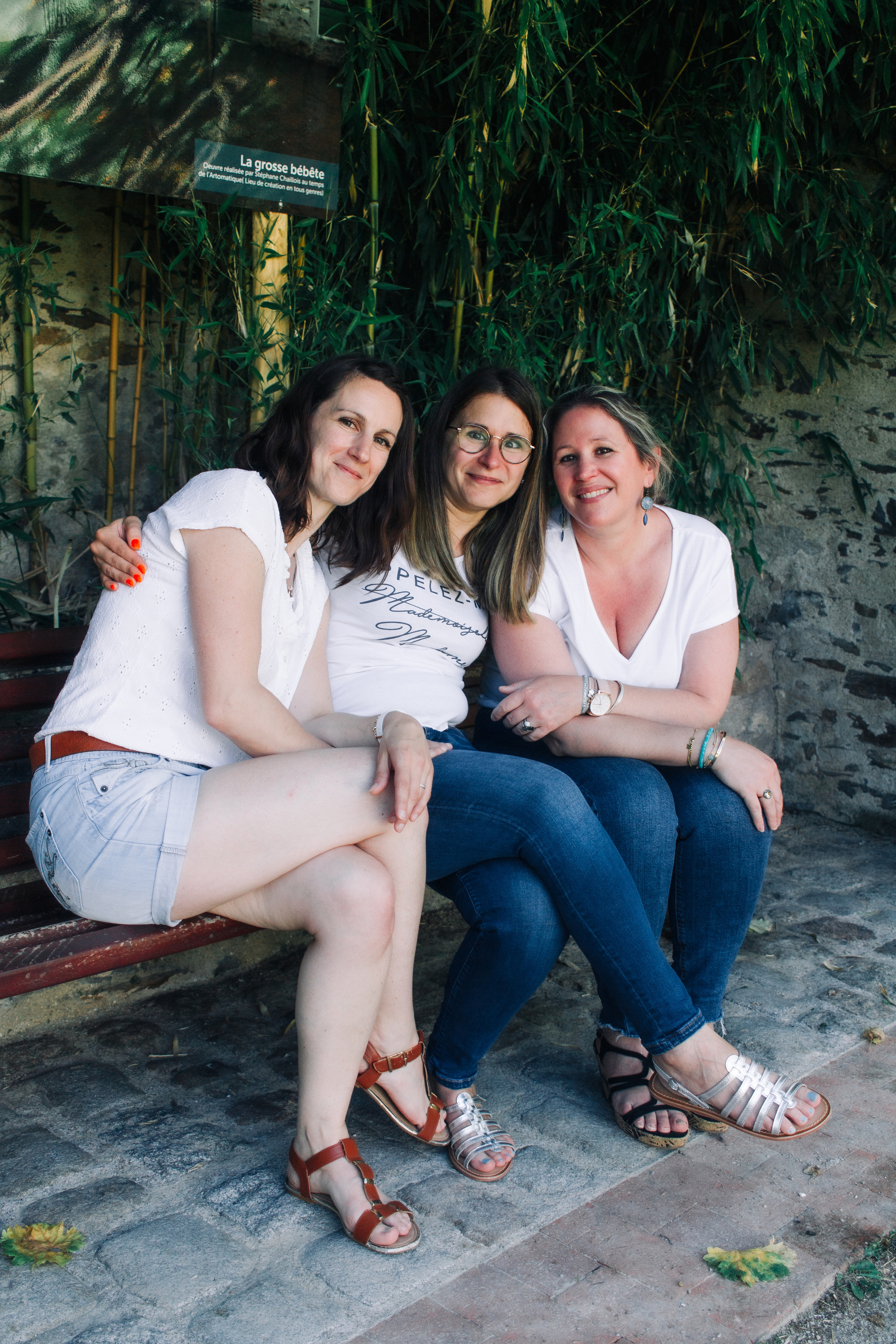 EVJF de Marie. Photographe professionnelle à Poitiers, Tours et Châtellerault | Studio photo entre Poitiers et Tours – portraits, familles, entreprises, ma