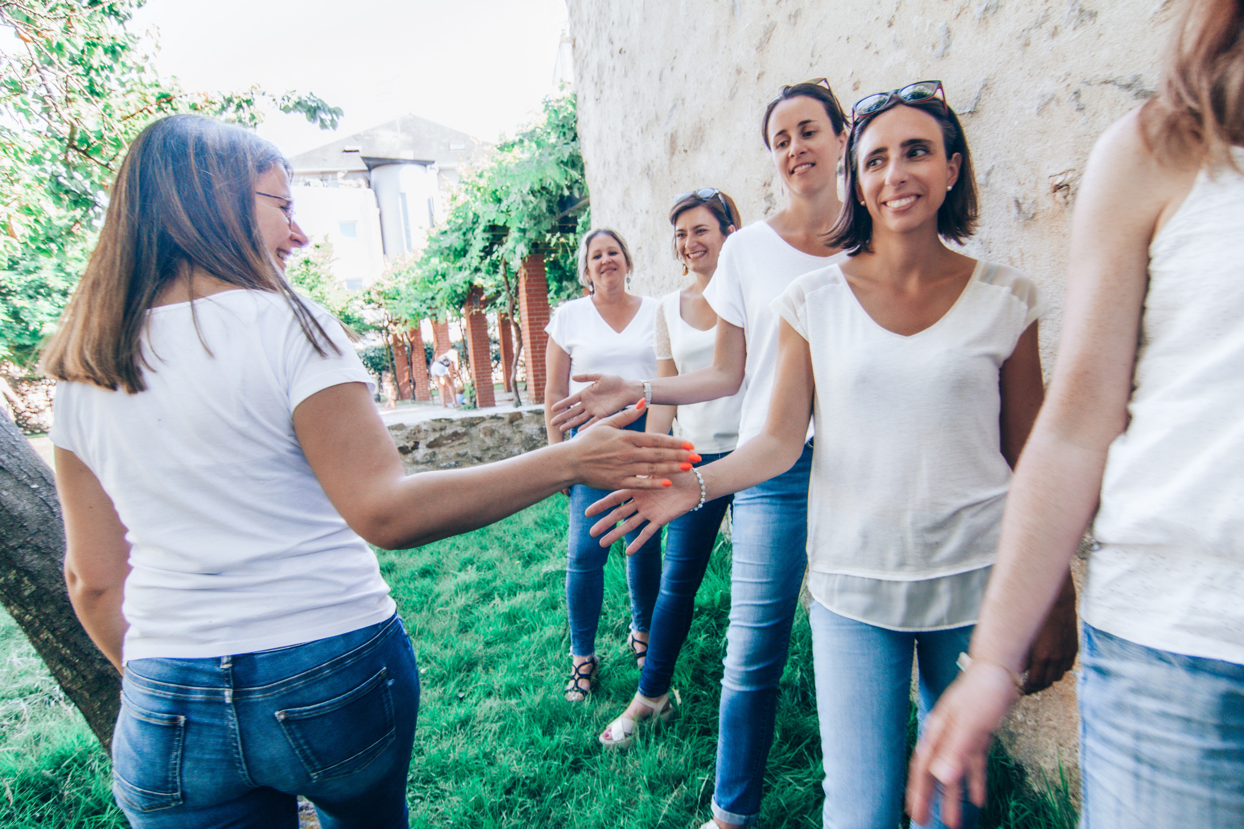 EVJF de Marie. Photographe professionnelle à Poitiers, Tours et Châtellerault | Studio photo entre Poitiers et Tours – portraits, familles, entreprises, ma