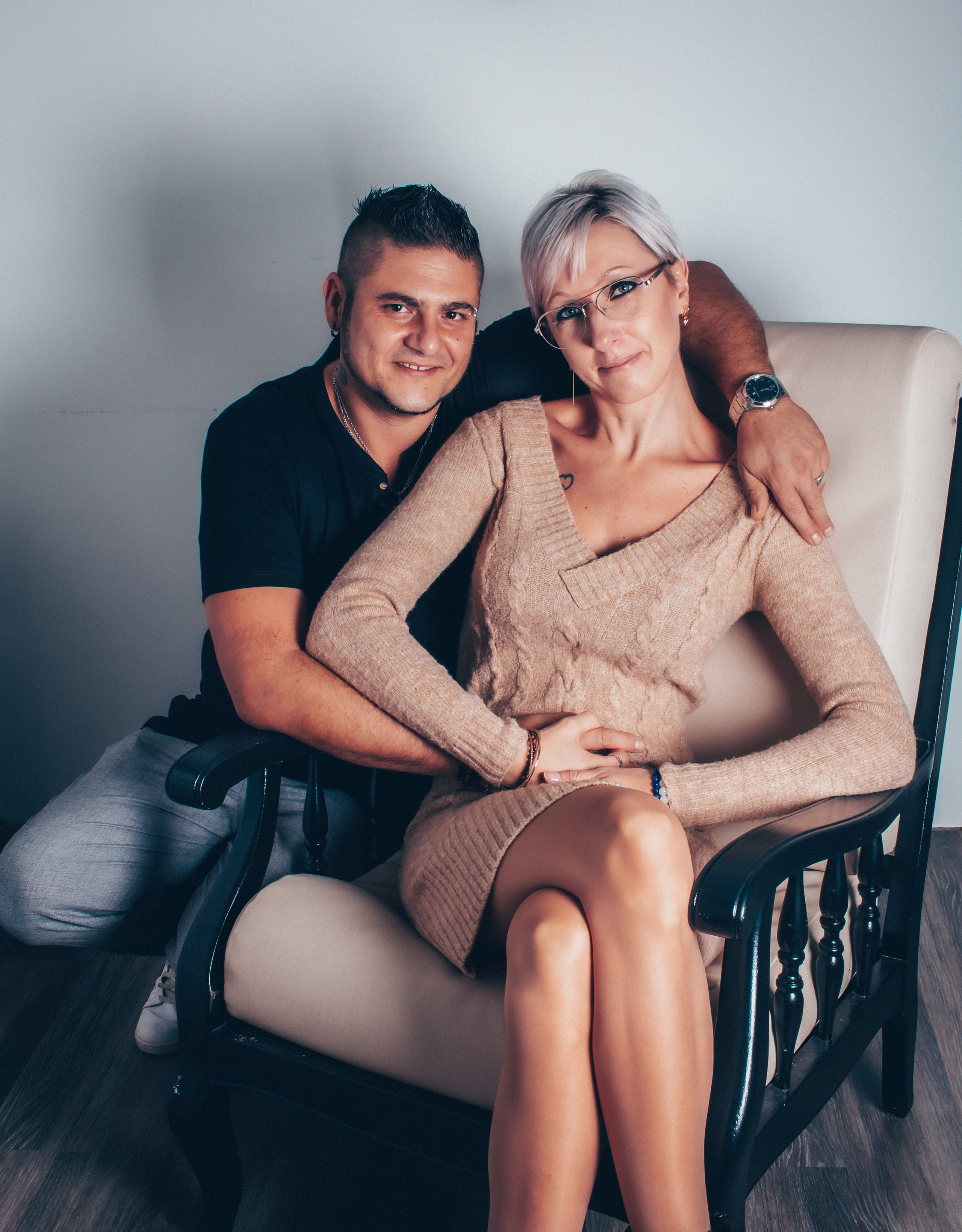 Celine et sa famille. Photographe professionnelle à Poitiers, Tours et Châtellerault | Studio photo entre Poitiers et Tours – portraits, familles, entreprises, ma