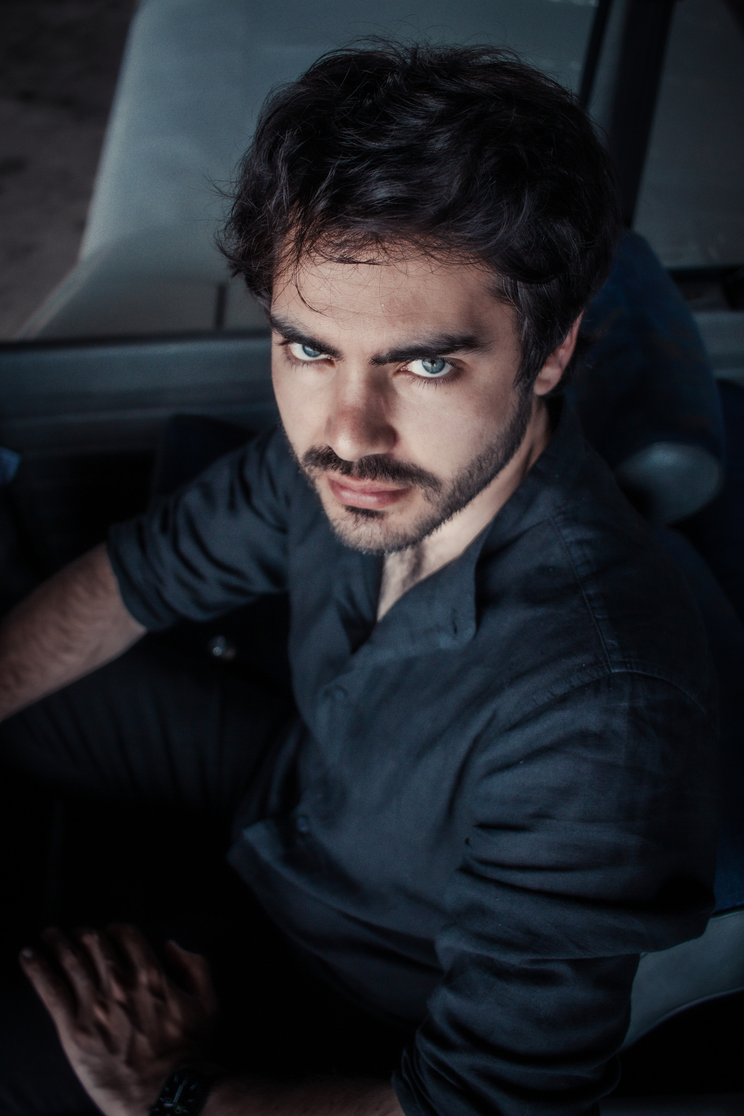 Séance photo à l'aéroport de Poitiers. Photographe professionnelle à Poitiers, Tours et Châtellerault | Studio photo entre Poitiers et Tours – portraits, familles, entreprises, ma