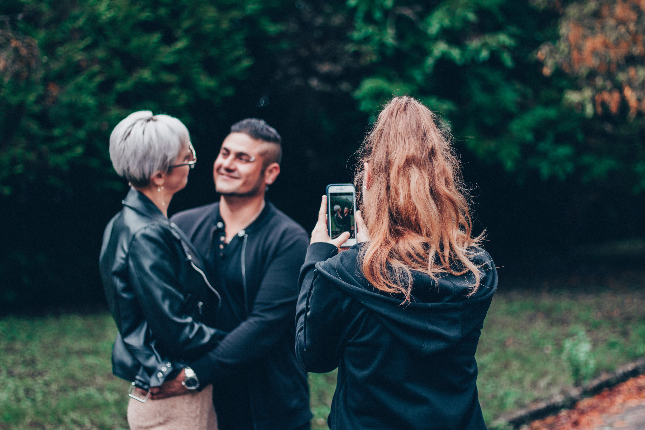 Celine et sa famille. Photographe professionnelle à Poitiers, Tours et Châtellerault | Studio photo entre Poitiers et Tours – portraits, familles, entreprises, ma