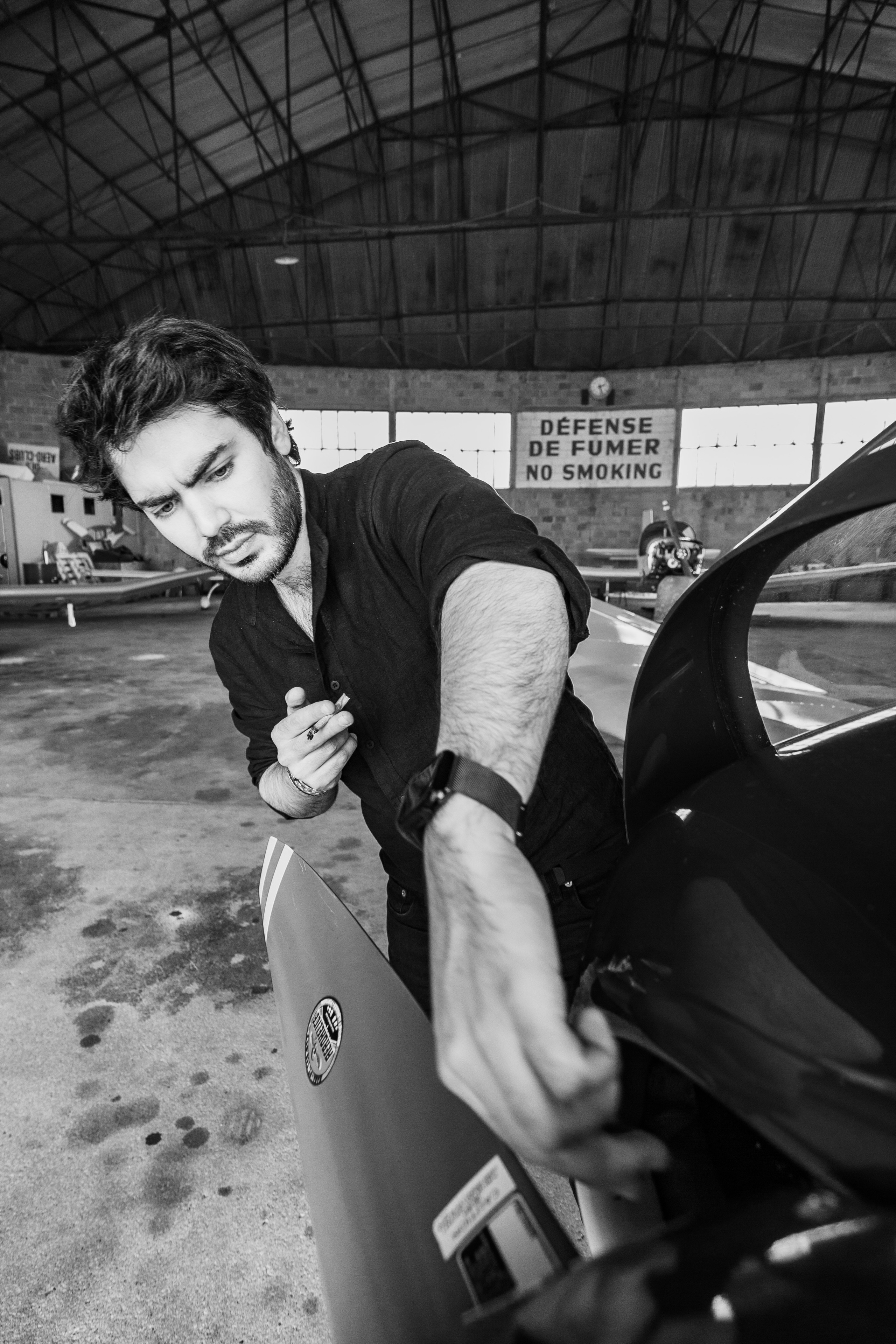 Séance photo à l'aéroport de Poitiers. Photographe professionnelle à Poitiers, Tours et Châtellerault | Studio photo entre Poitiers et Tours – portraits, familles, entreprises, ma