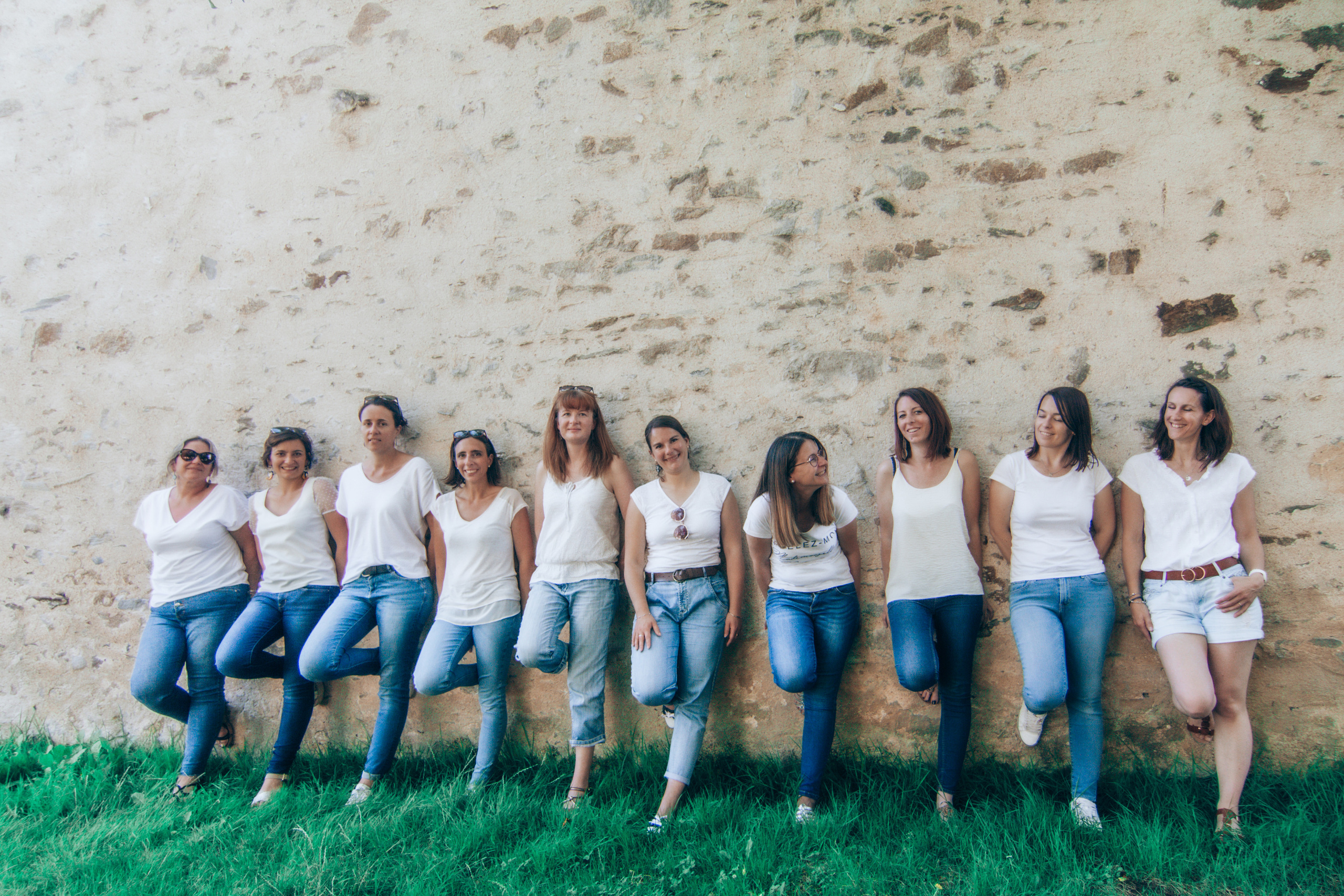 EVJF de Marie. Photographe professionnelle à Poitiers, Tours et Châtellerault | Studio photo entre Poitiers et Tours – portraits, familles, entreprises, ma