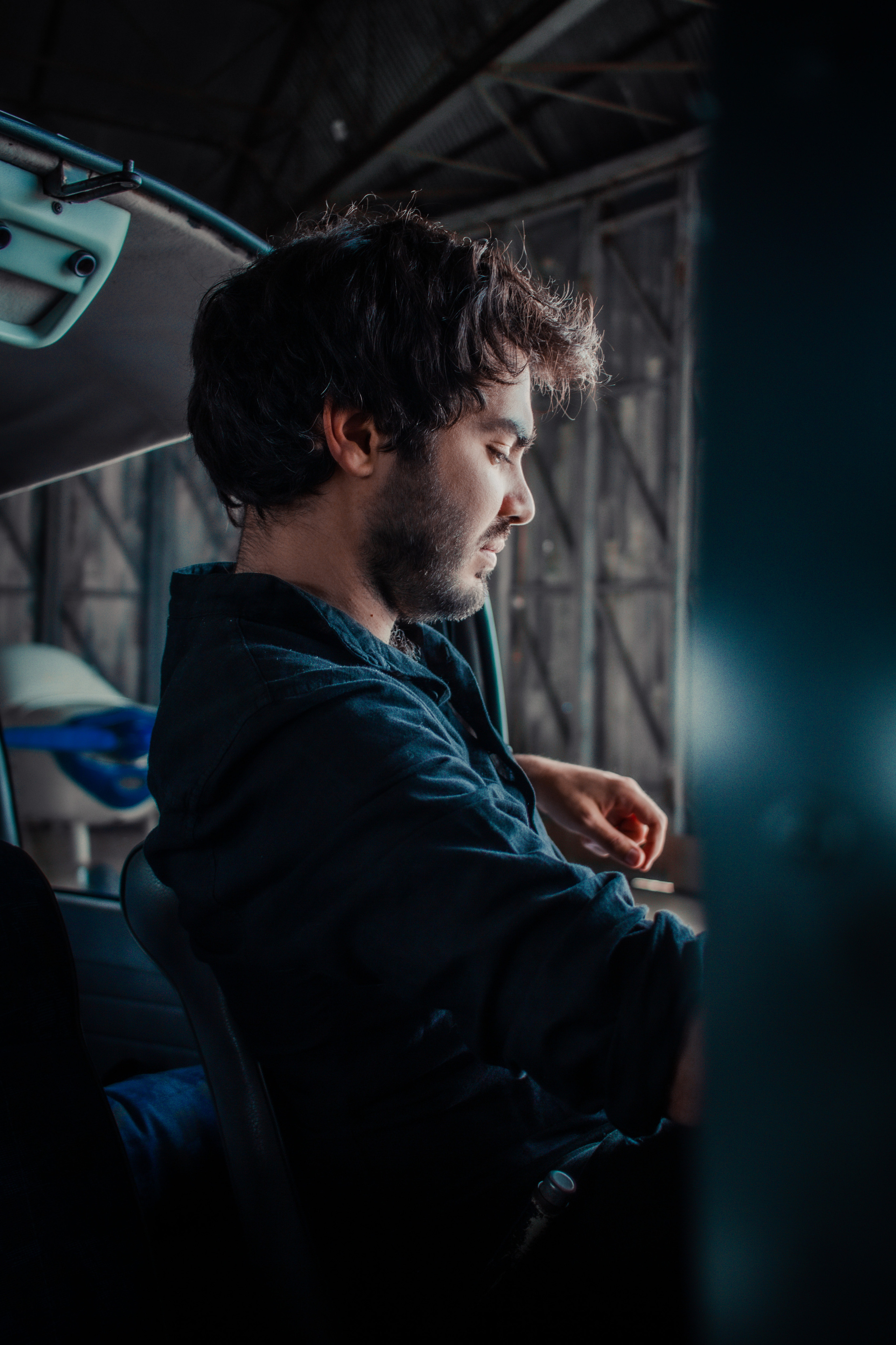 Séance photo à l'aéroport de Poitiers. Photographe professionnelle à Poitiers, Tours et Châtellerault | Studio photo entre Poitiers et Tours – portraits, familles, entreprises, ma