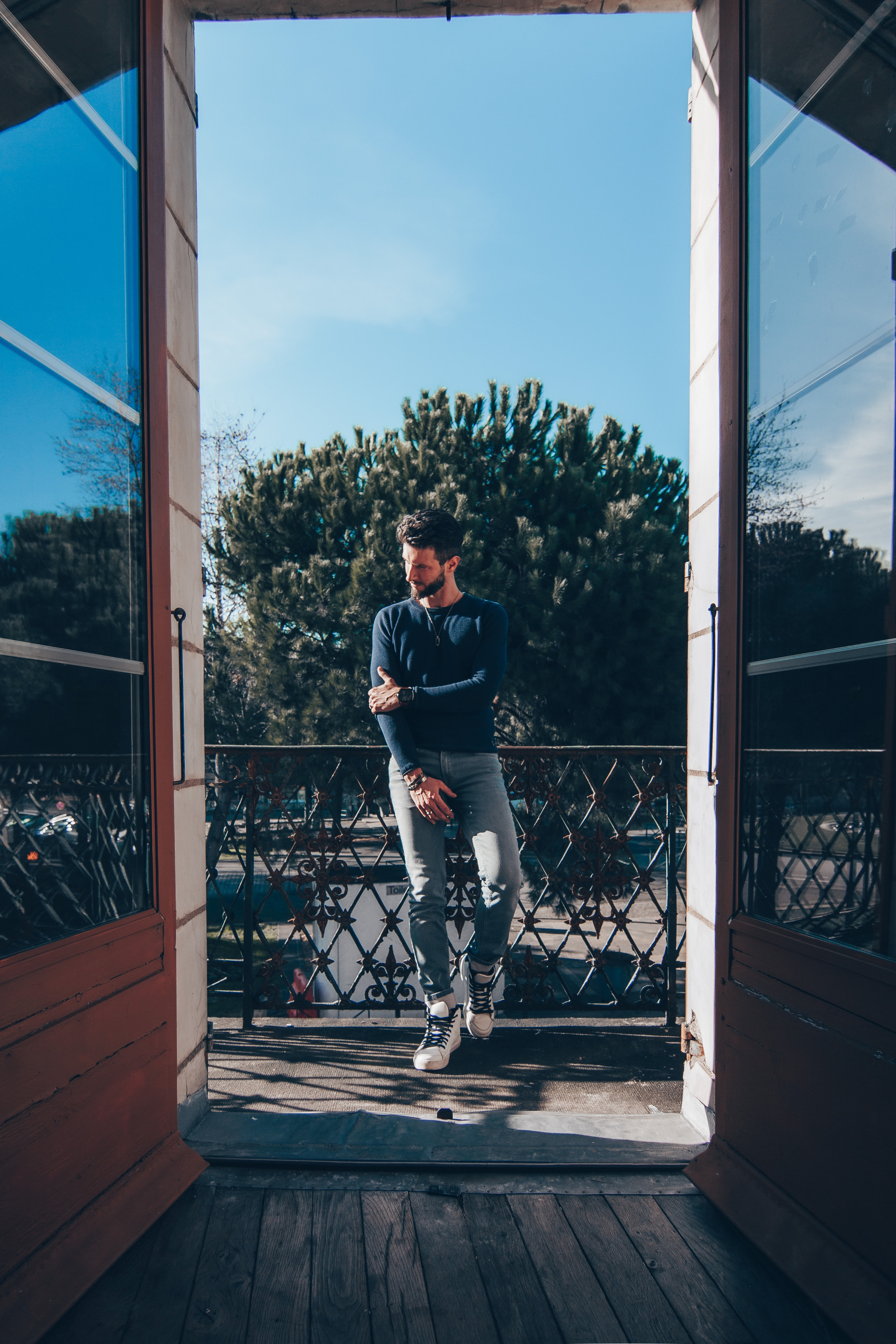 Jeremie. Photographe professionnelle à Poitiers, Tours et Châtellerault | Studio photo entre Poitiers et Tours – portraits, familles, entreprises, ma