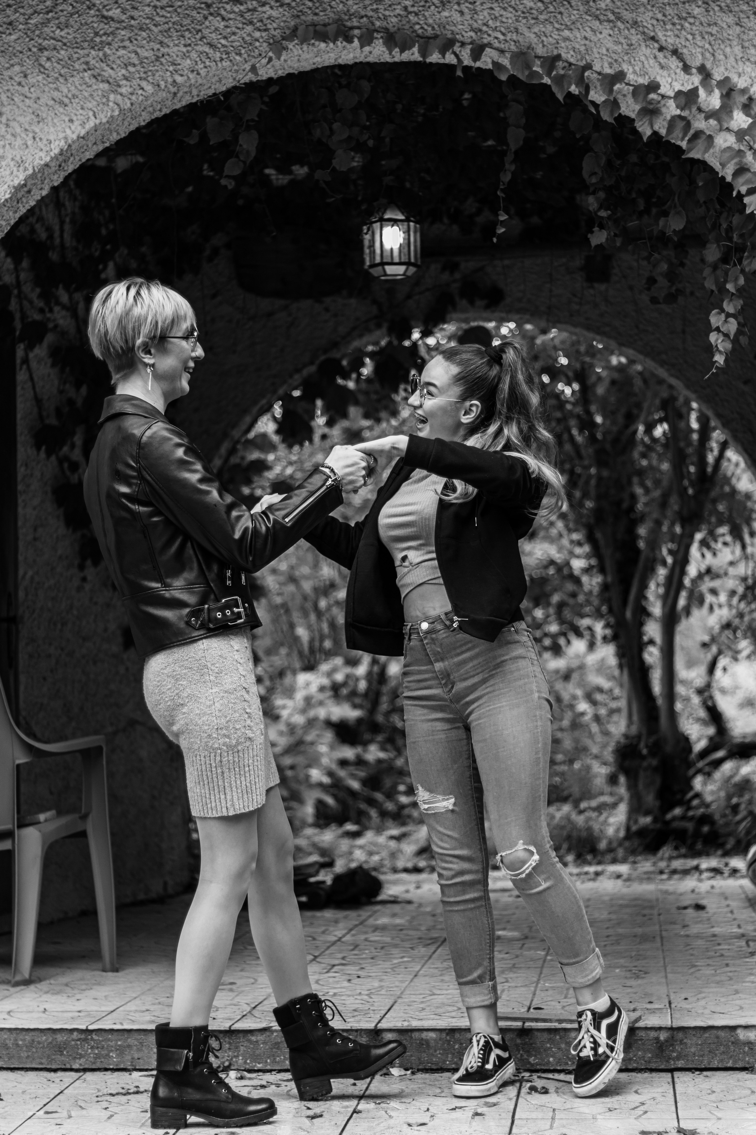 Celine et sa famille. Photographe professionnelle à Poitiers, Tours et Châtellerault | Studio photo entre Poitiers et Tours – portraits, familles, entreprises, ma