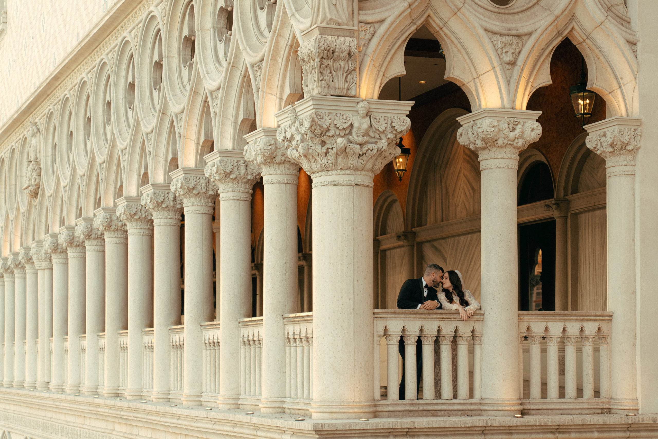 Brianna&Daniel. Wedding & elopement photographer Viktoriya Kravtsov. Las Vegas