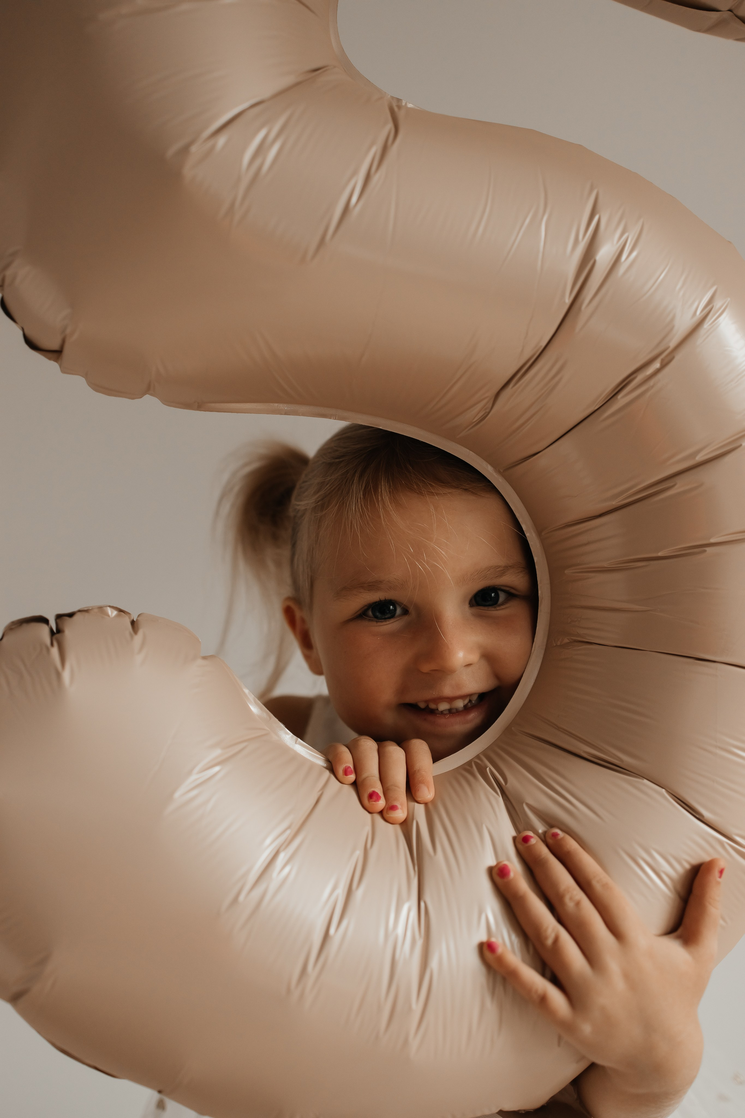 Kindershooting im Studio. Fotografin Heidenheim / Newborn, Babybauch & Familie - Nadine Schmalz