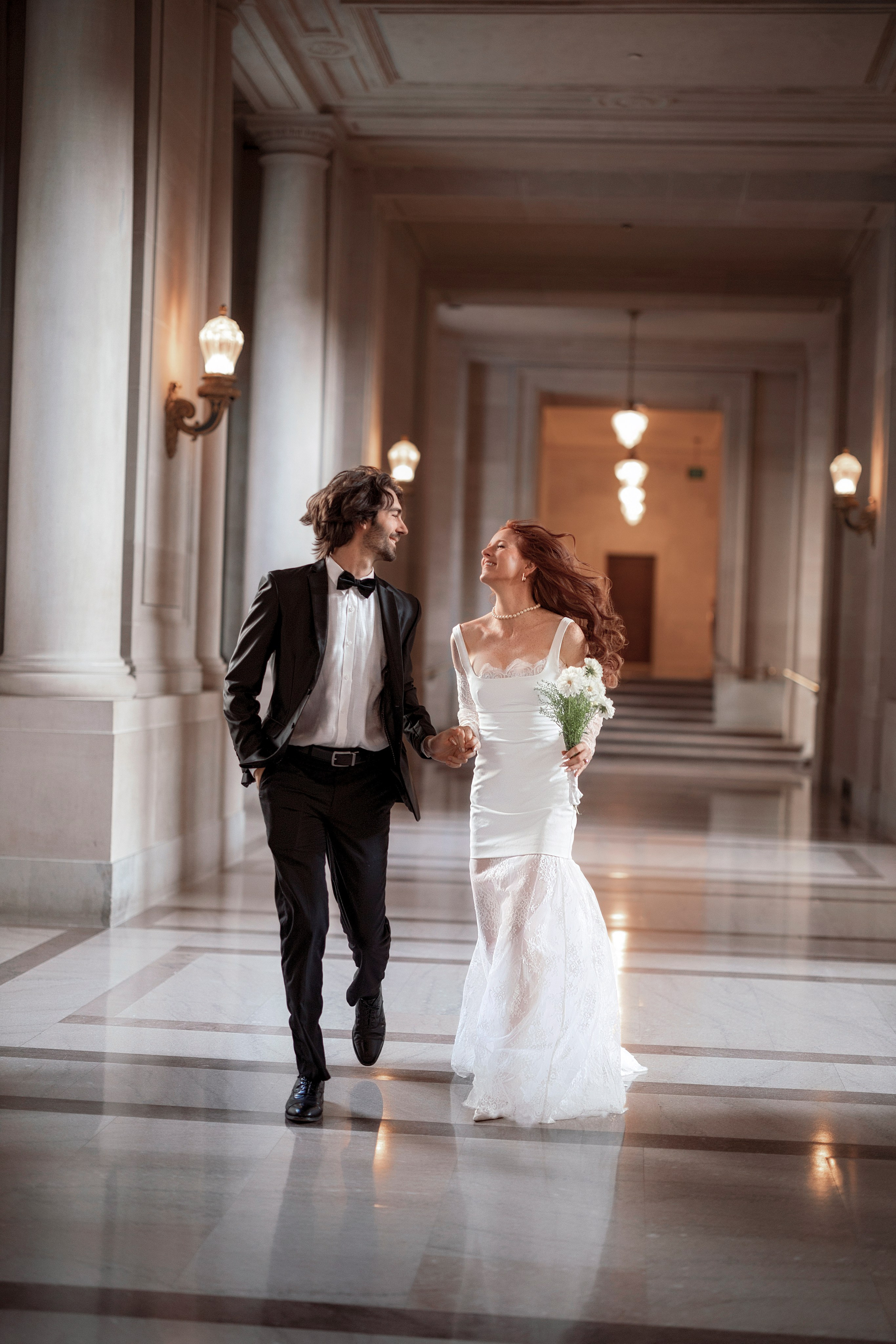 San Francisco City hall. Bay Area Photographer: family, maternity, love story, wedding