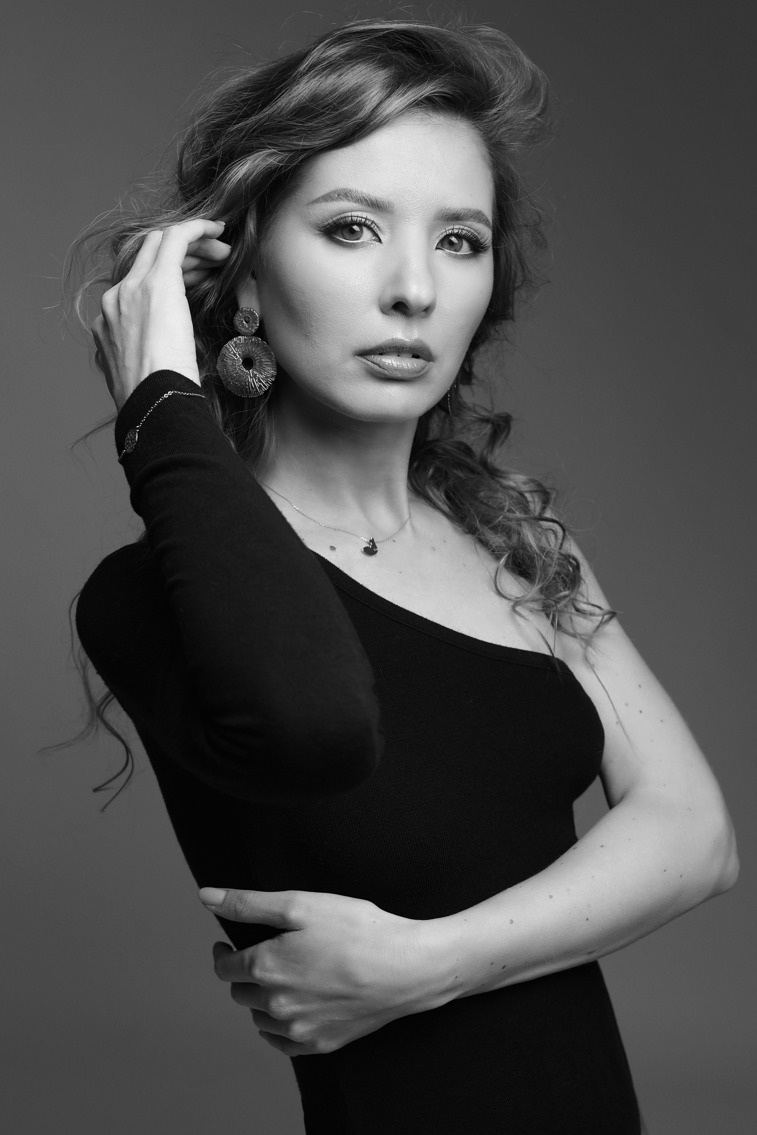 Studiofotografie, Porträtshooting, Bewerbungsfotos, Businessshooting, Osnabrück, Porträt, minimalistisch, schwarz-weiß, Osnabrueck, Fotograf Osnabrück, Fotografin Osnabrück