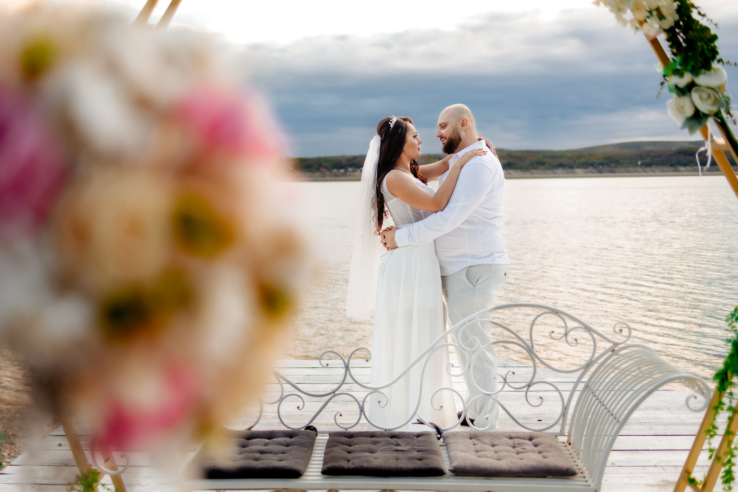 Alexandra & Robert - Nuntă Pitești. Fotograf Profesionist Pitesti-Bucuresti| Mircea Seinea