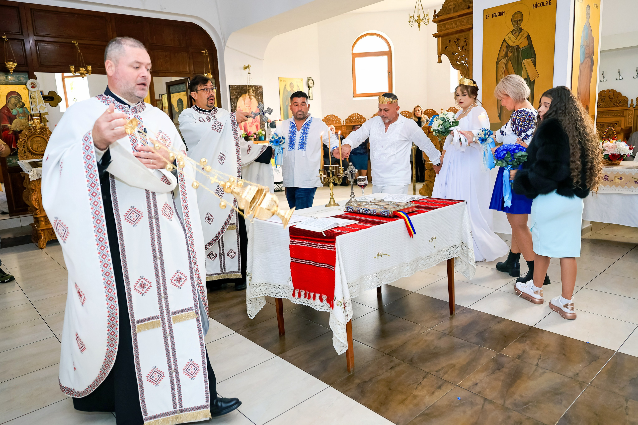 Andrei Sebastian. Moments By Gub