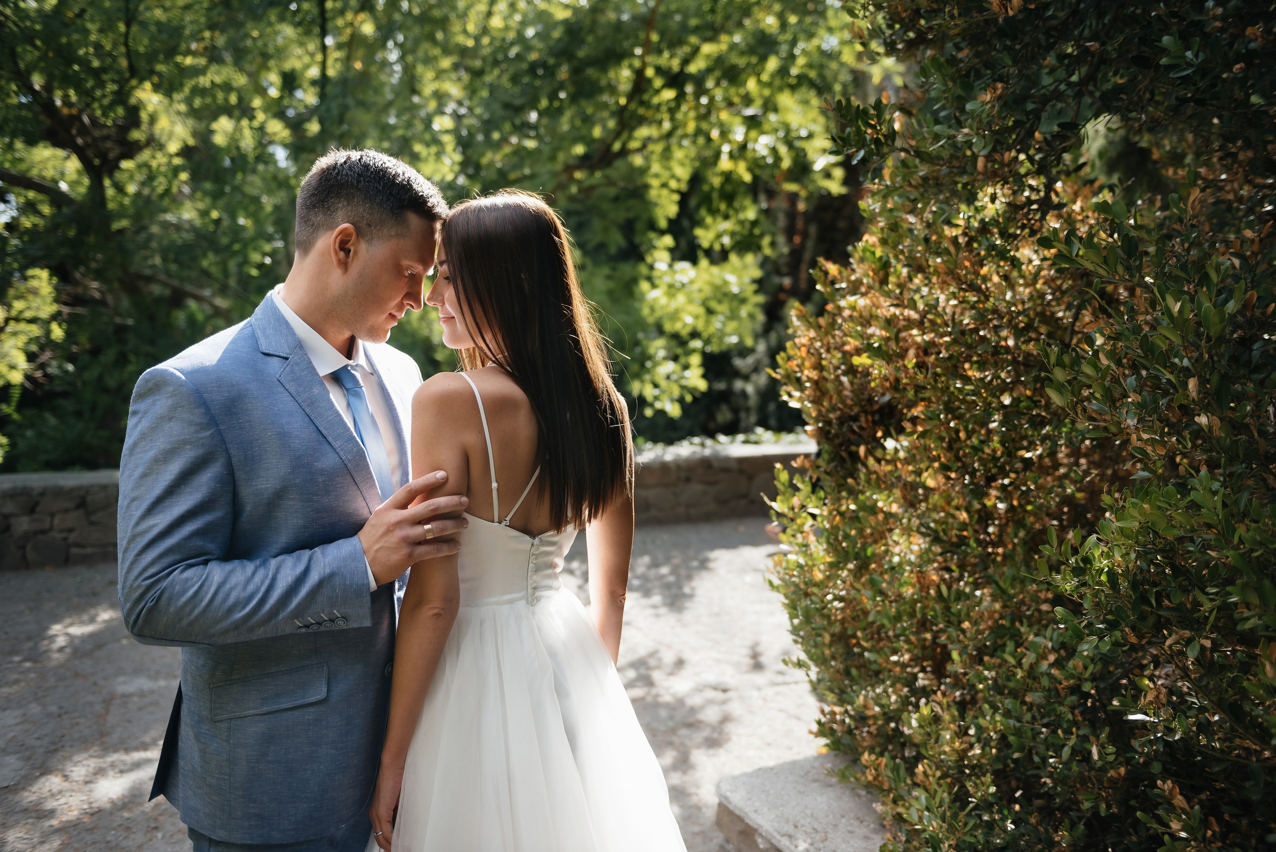 Dmitrii & Albina. Photographer Emil Nalbantov Professional photographer & retoucher