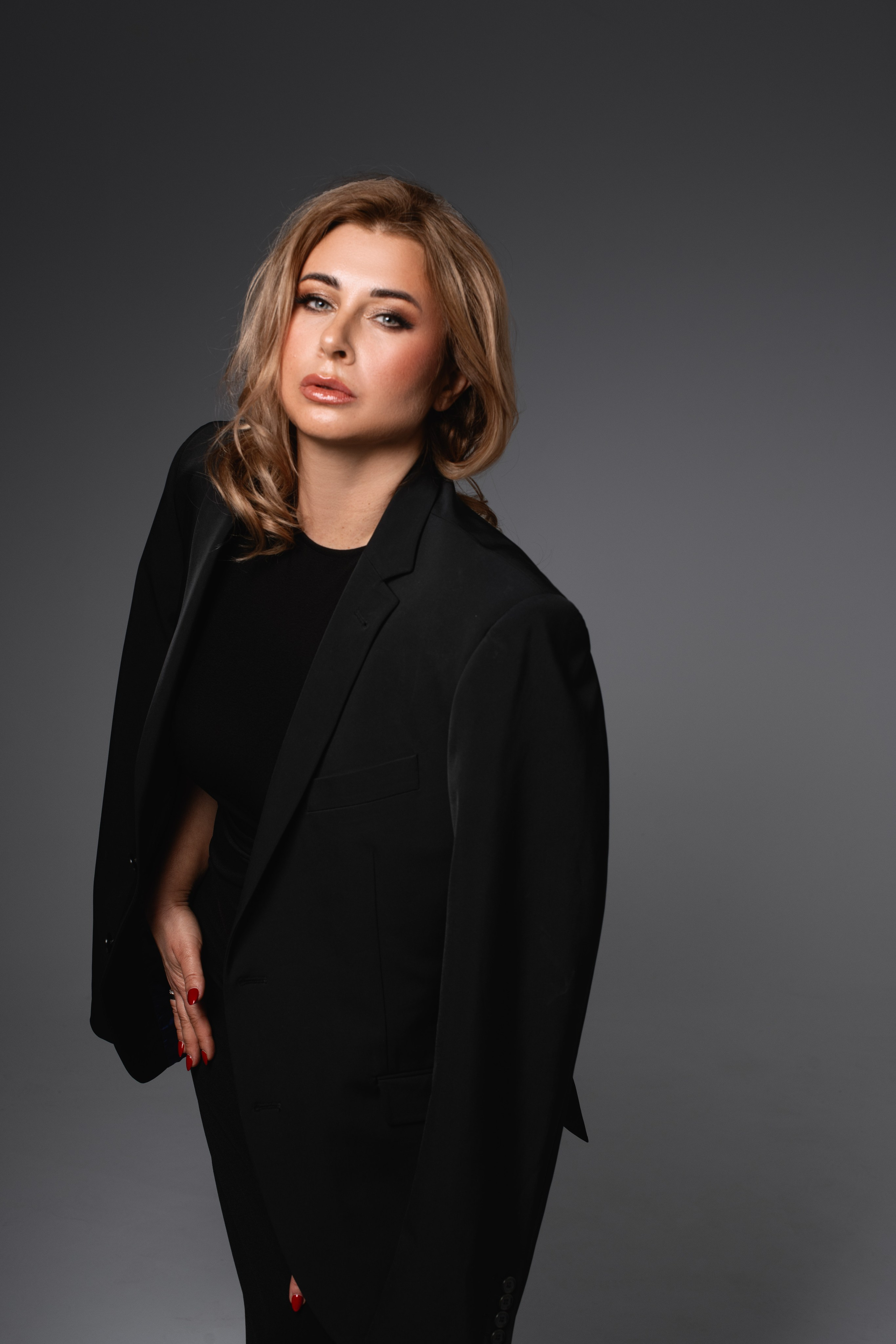 Karolina Hix. Meisha Photo