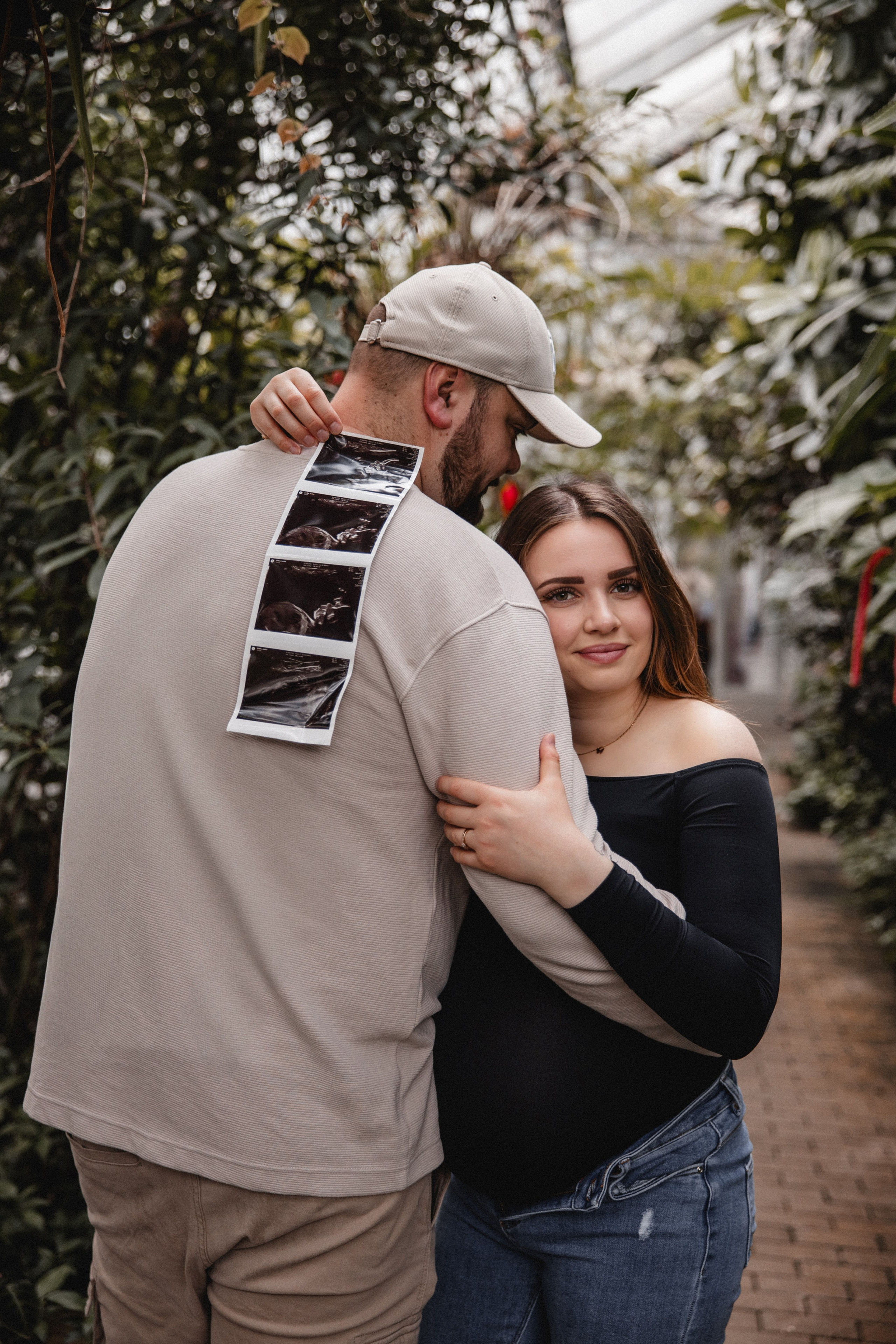 Babybauch Shooting im Fotostudio | Schwangerschaftsfotos in Bochum. Hochzeitsfotografin Bochum | Halyna Reiche Fotografie NRW