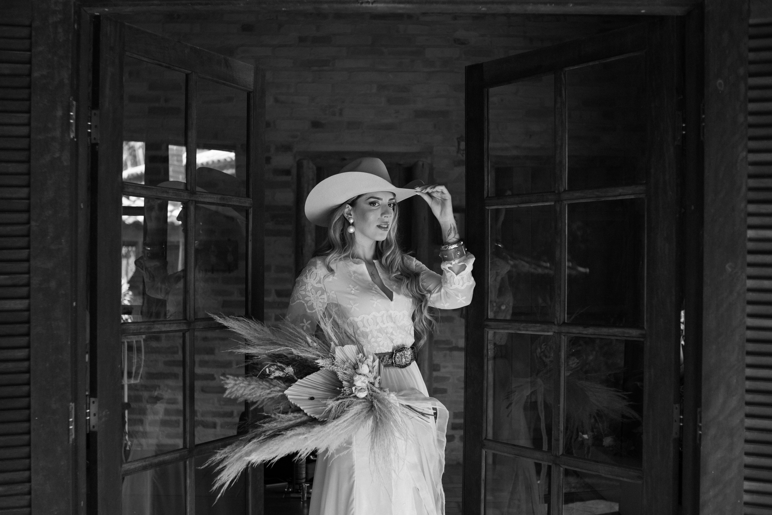 Bloom Photo Legacy — Wedding Photography | Elegante, Genuíno & Autoral