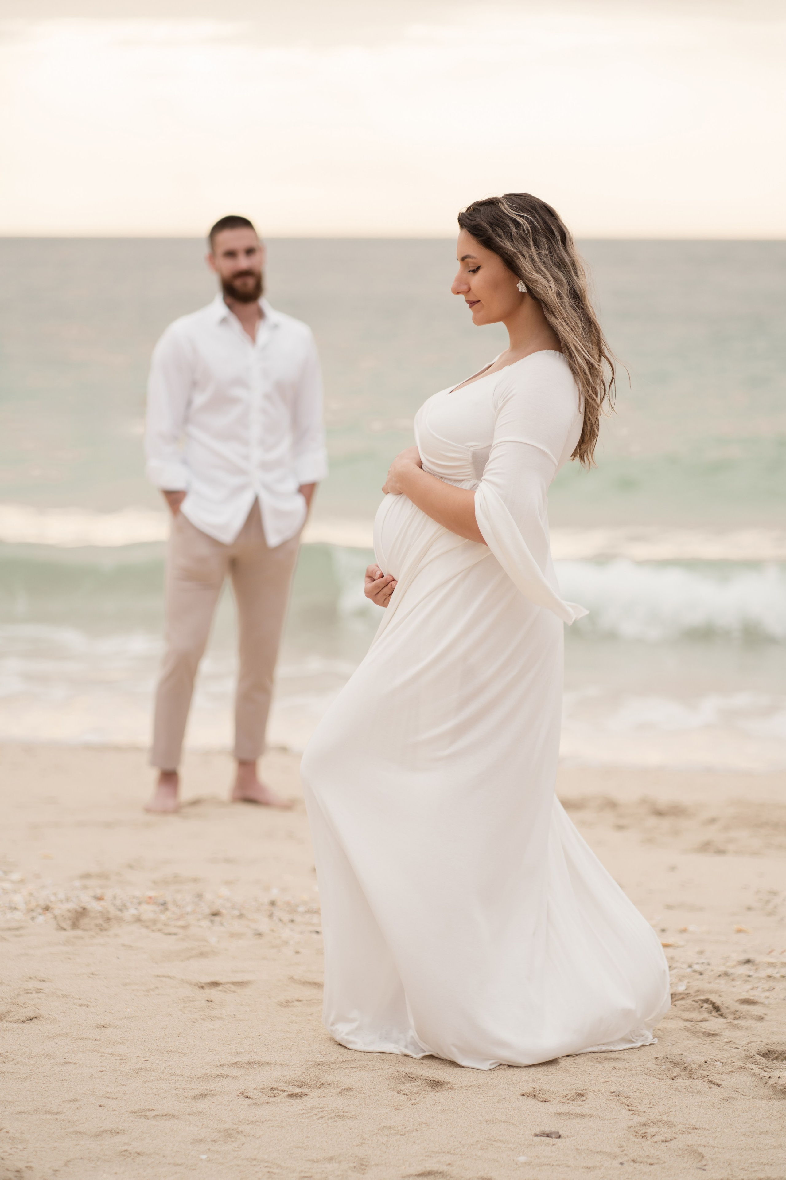 Wind, sand and new beginnings. Angela Iakovleva — Family Photographer in Dubai