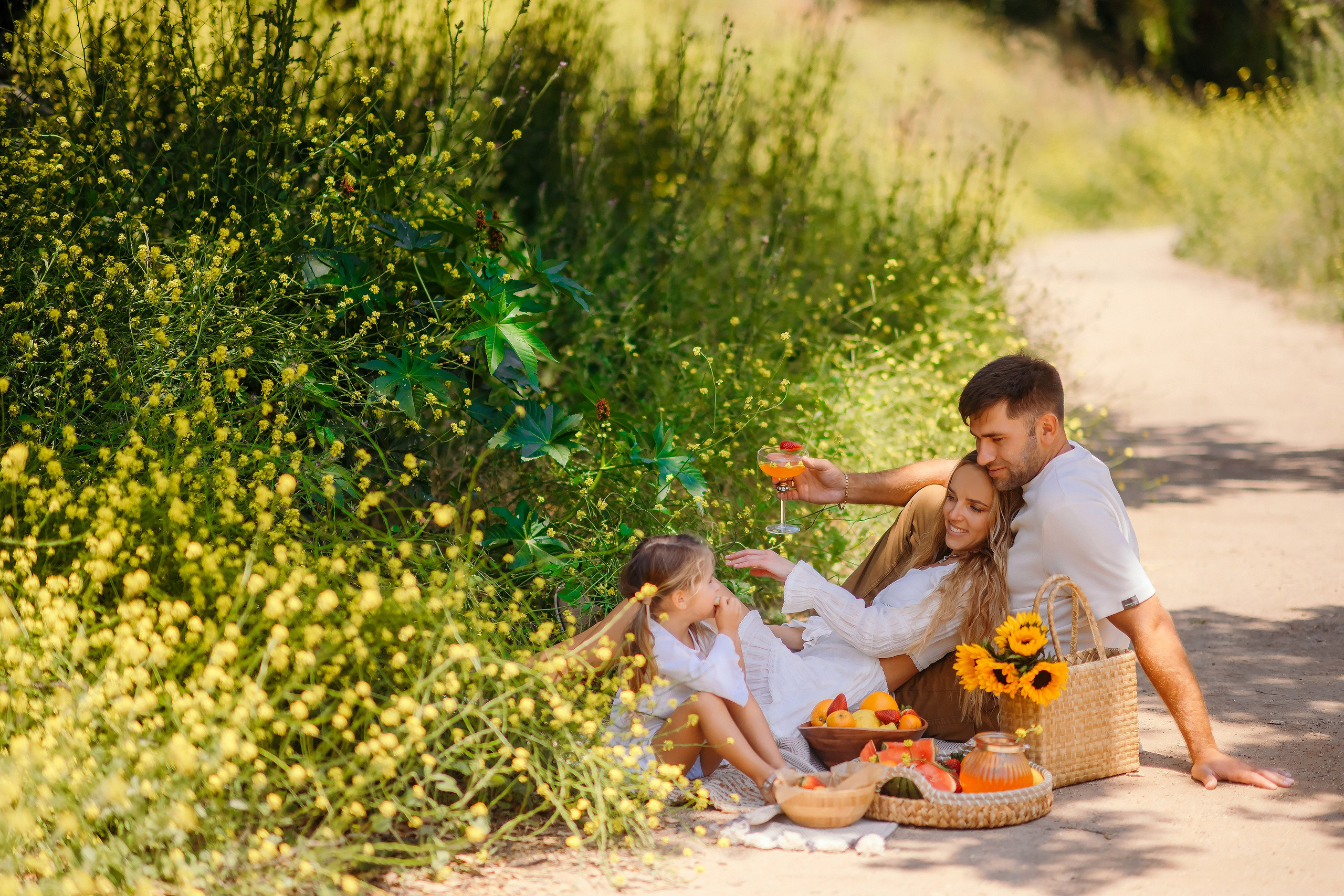 Family photo shoot. Photographer. Wedding, maternity and family photographer in Charlotte Tasha Minn