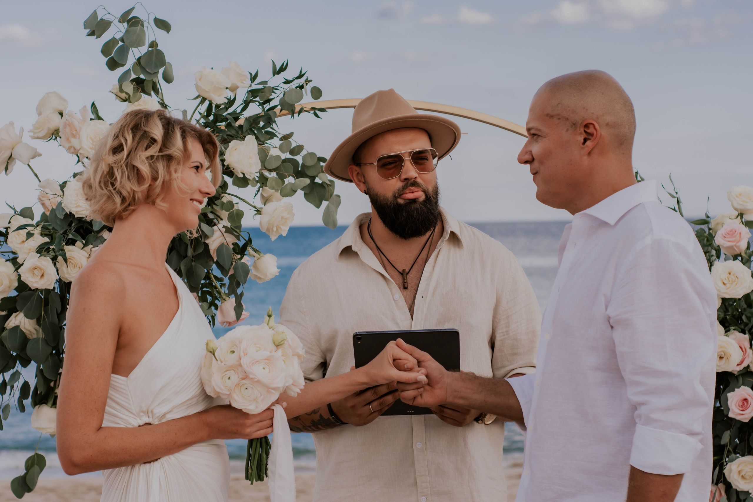 Wedding photography in Miami. Professional portrait photographer in Los Angeles | Axenia Haritonova