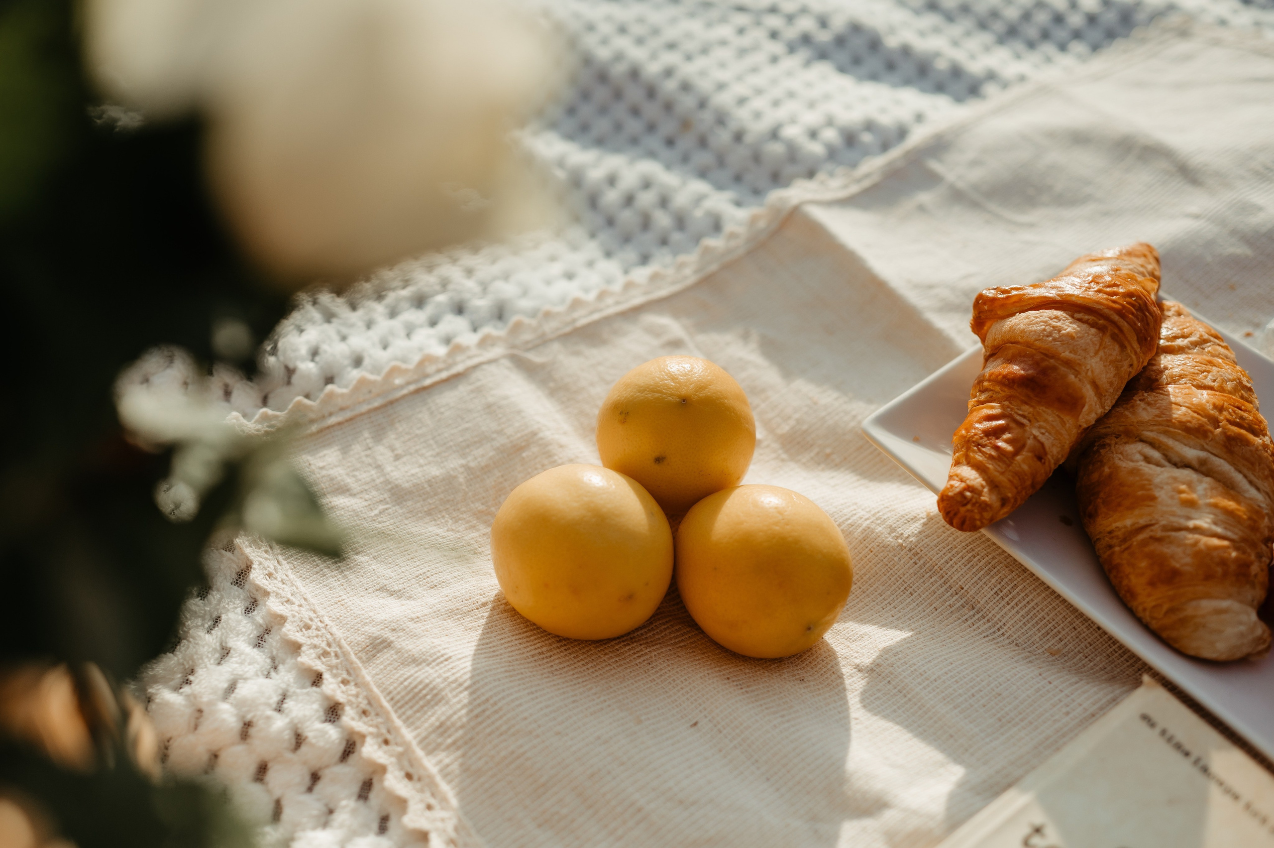 Sedinta foto save the date la apus. Proud Vision Weddings | Wedding Photography & Film — Servicii profesionale Foto Video Nunta Iasi