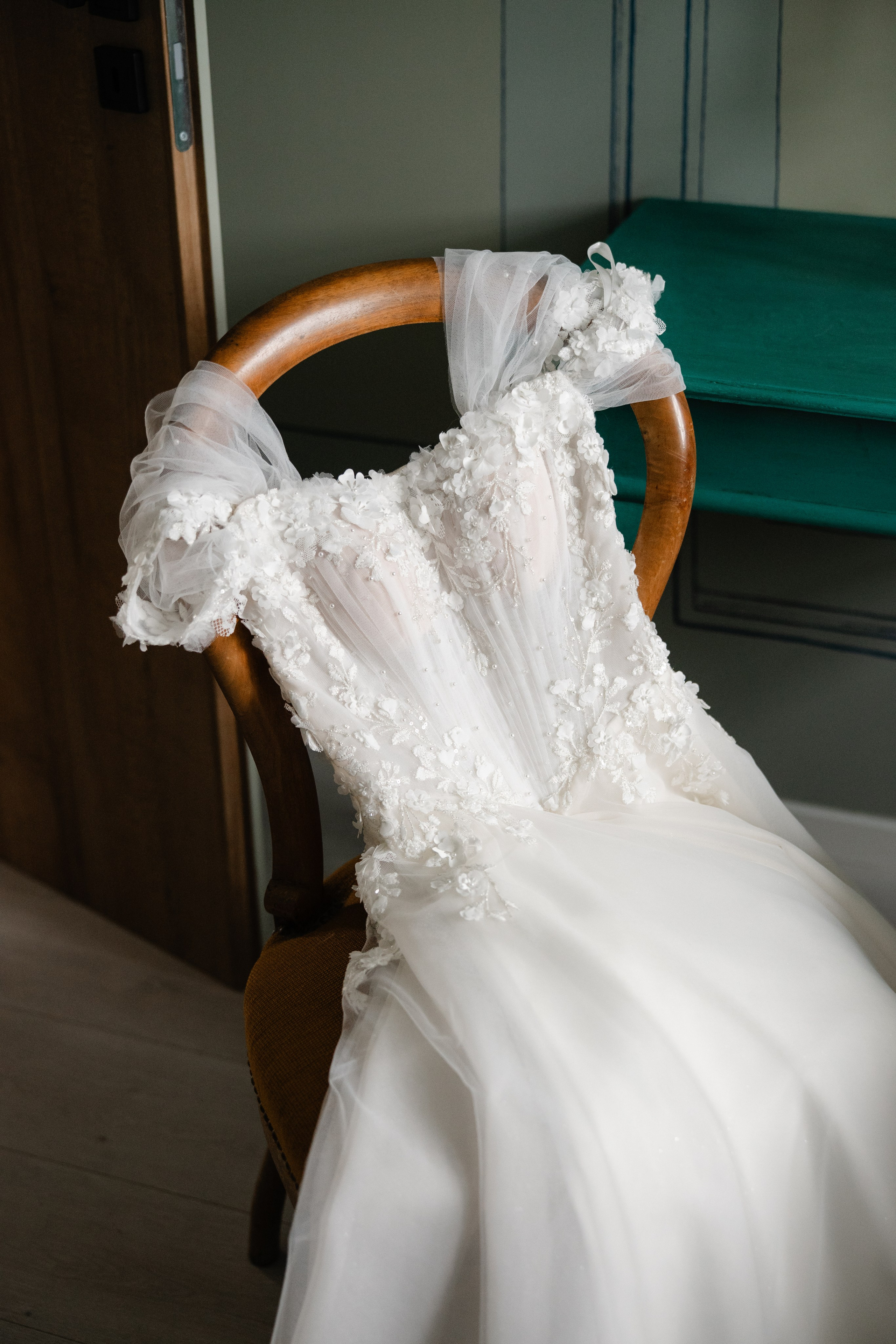 Mona + Vlad | Valea Sanzienelor. Proud Vision Weddings | Wedding Photography & Films — Servicii profesionale Foto Video Nunta Iasi