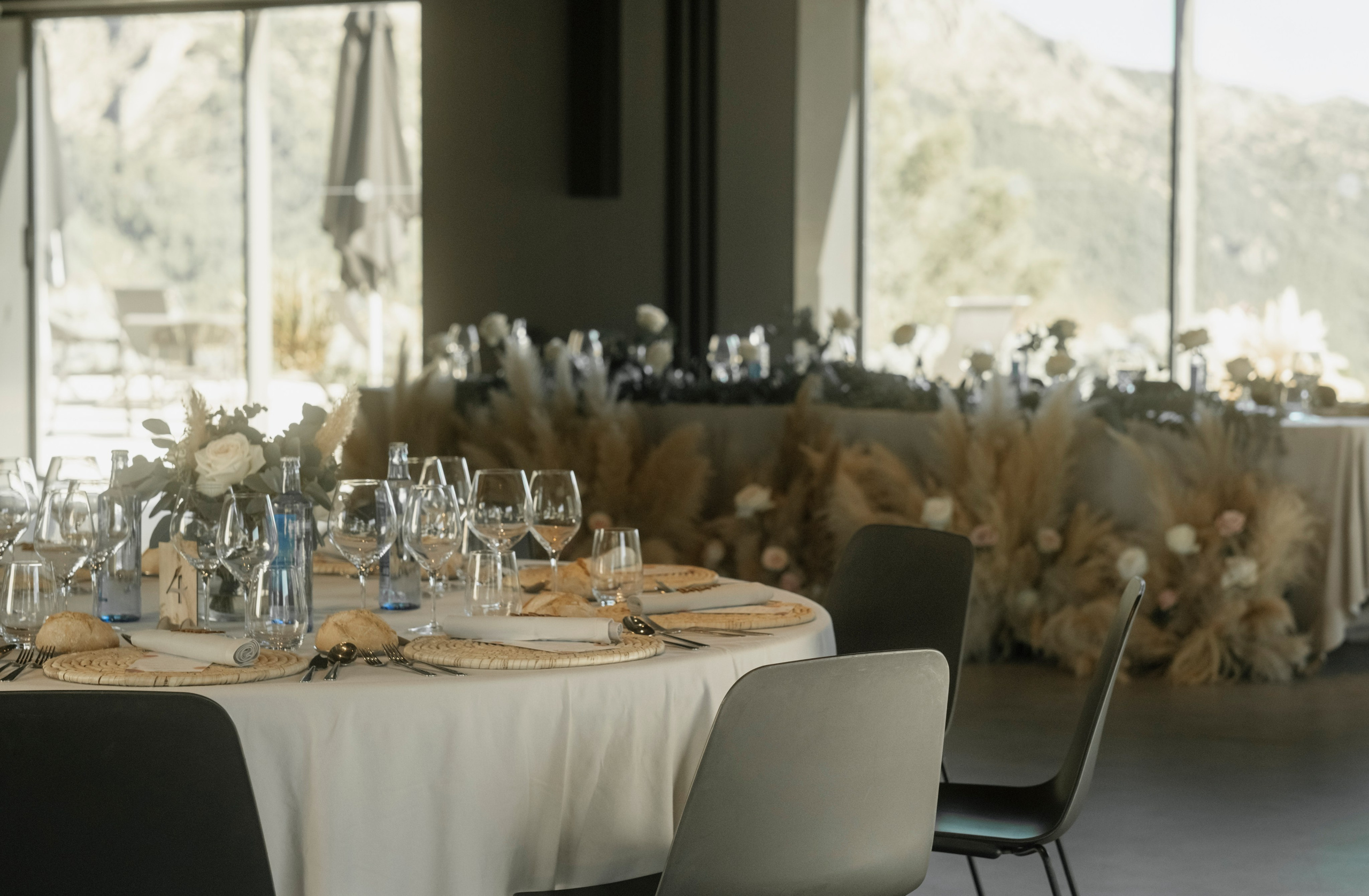 Dasha & Ister. Vivood Landscape. Paola fotógrafo / videografo de bodas en Barcelona