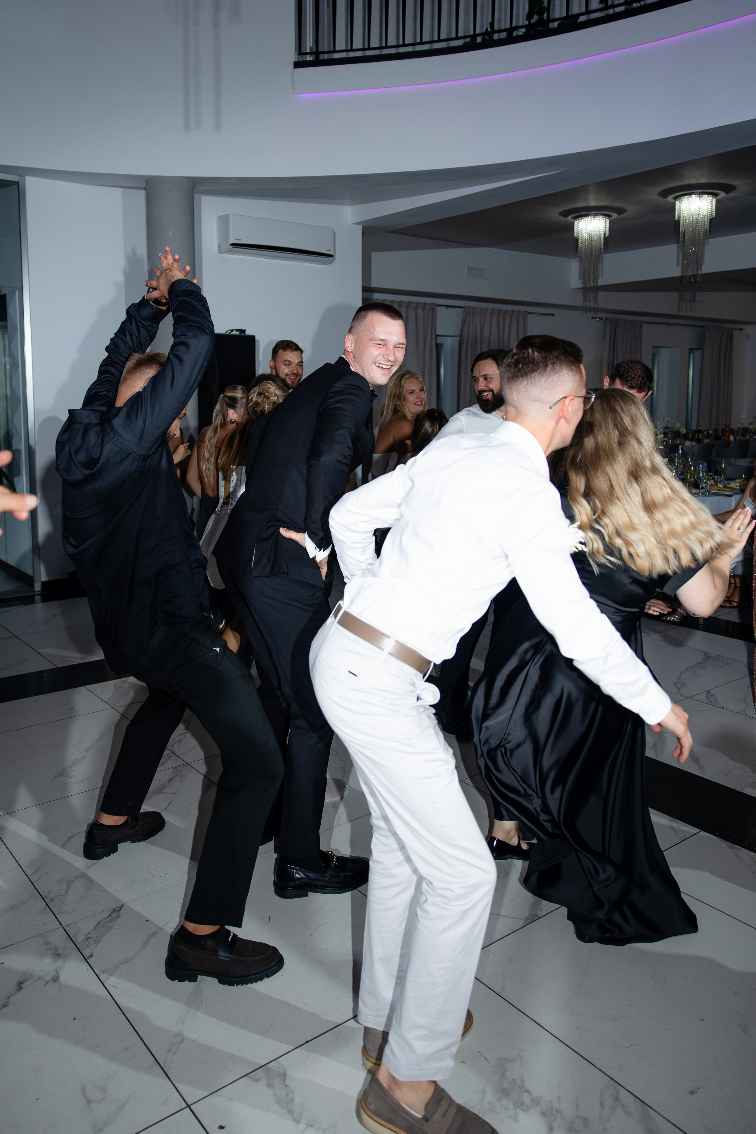 Артур + Анастасія. Весільний, сімейний фотограф Варшава