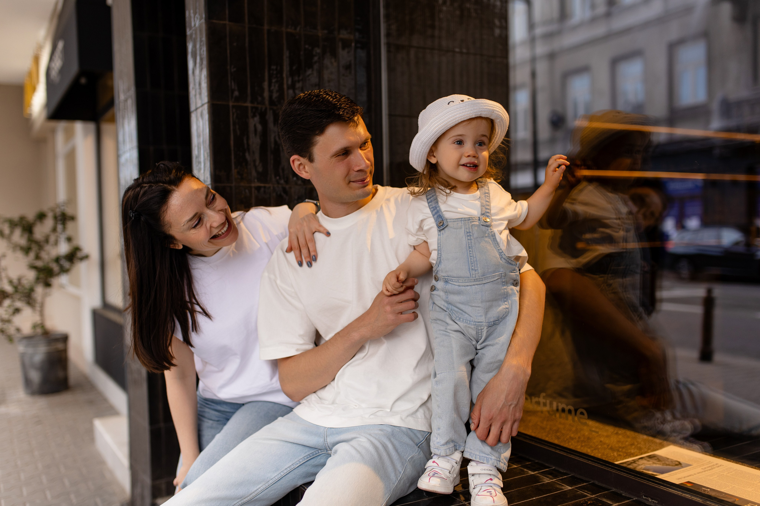 Денис+Настя+Єва. Весільний, сімейний фотограф Варшава