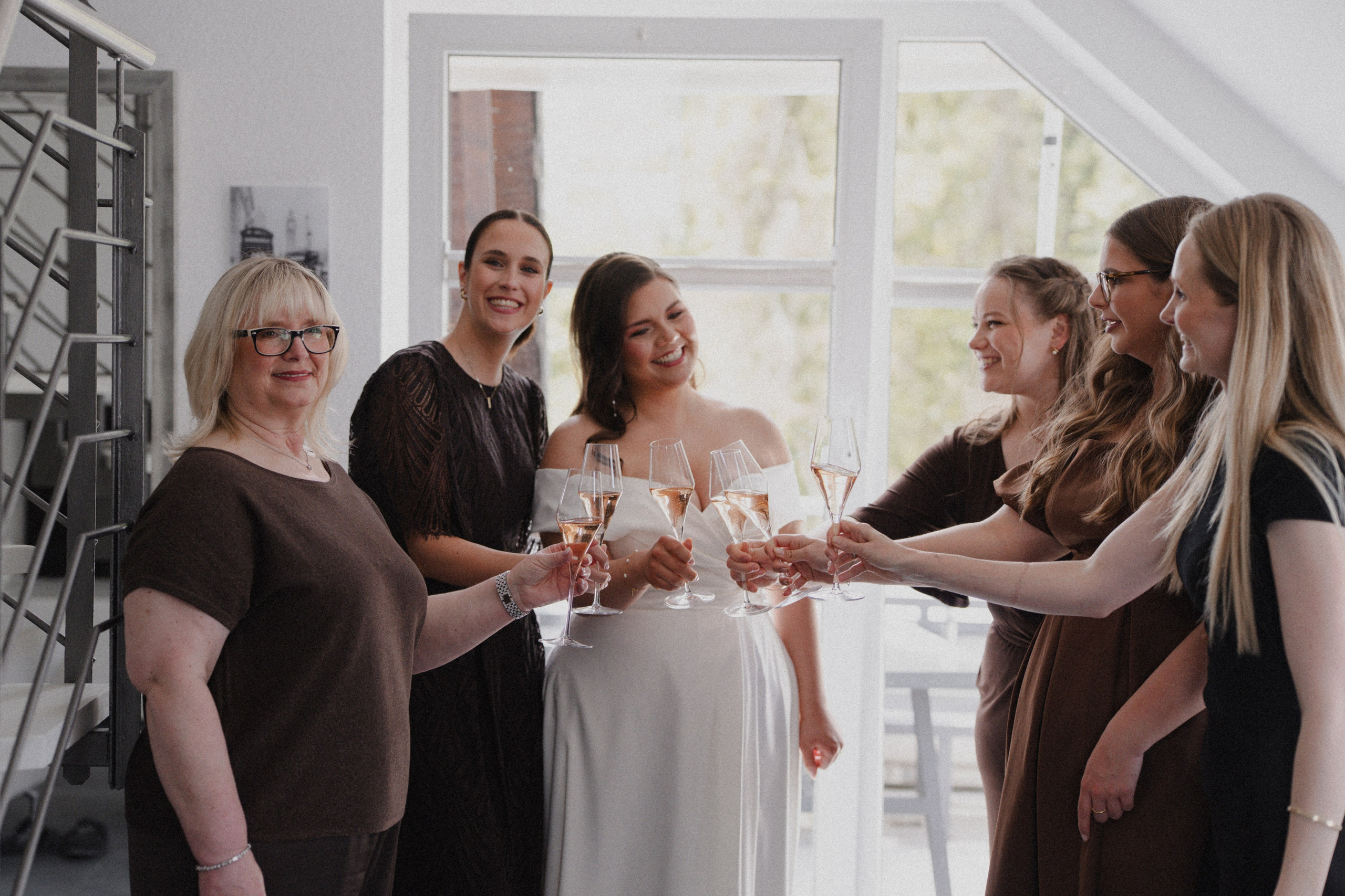 Jessica & Felix I Gesellschaft Harmonie Bochum. Hochzeitsfotografin Bochum | Halyna Reiche Fotografie NRW