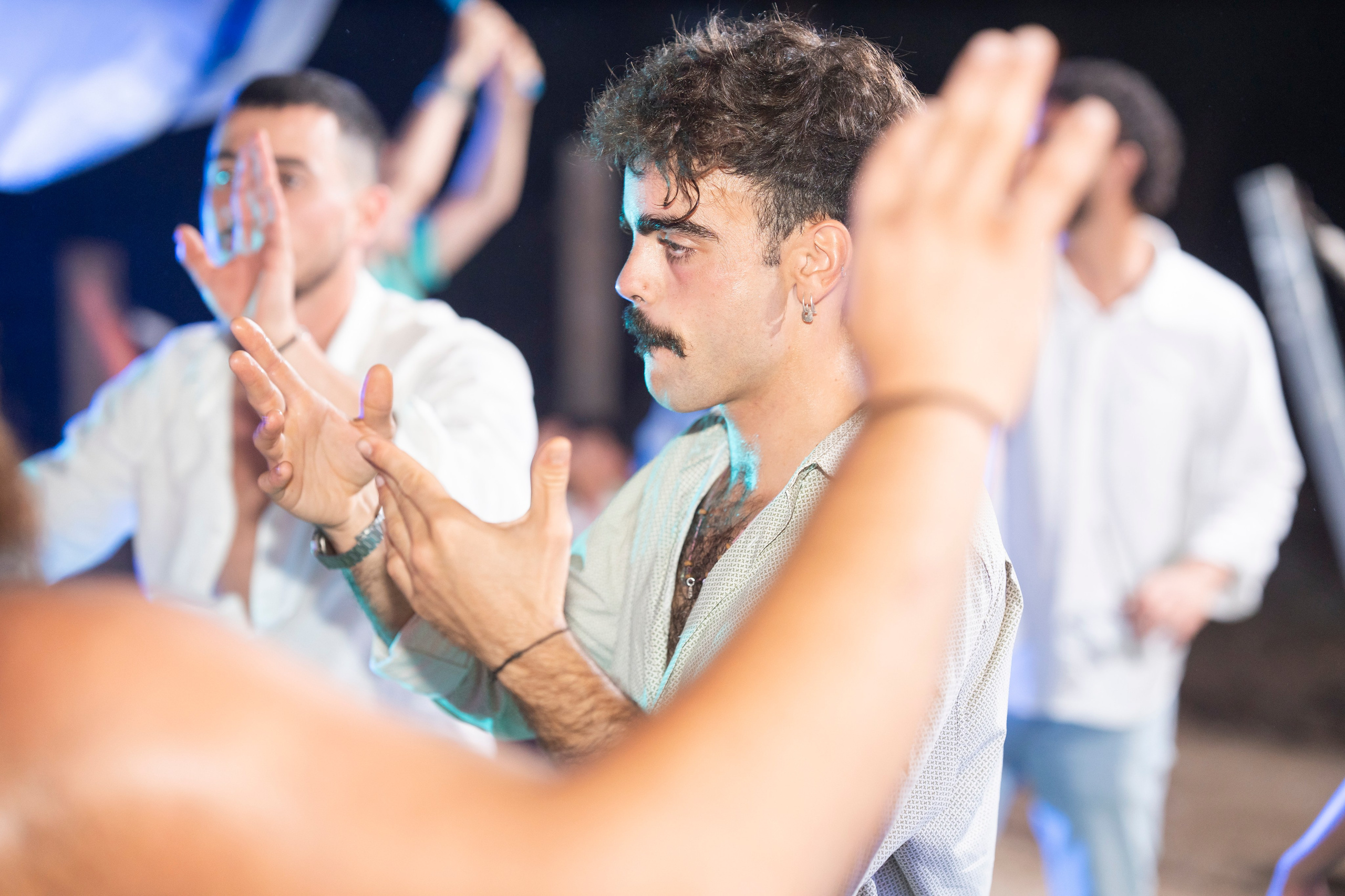 אביה ואחיה. יוסף מזרחי צילום חתונה, ברית וזוגיות. צלם מקצועי שאוהב להוציא אתכם הכי יפים ברגעים הכי מרגשים