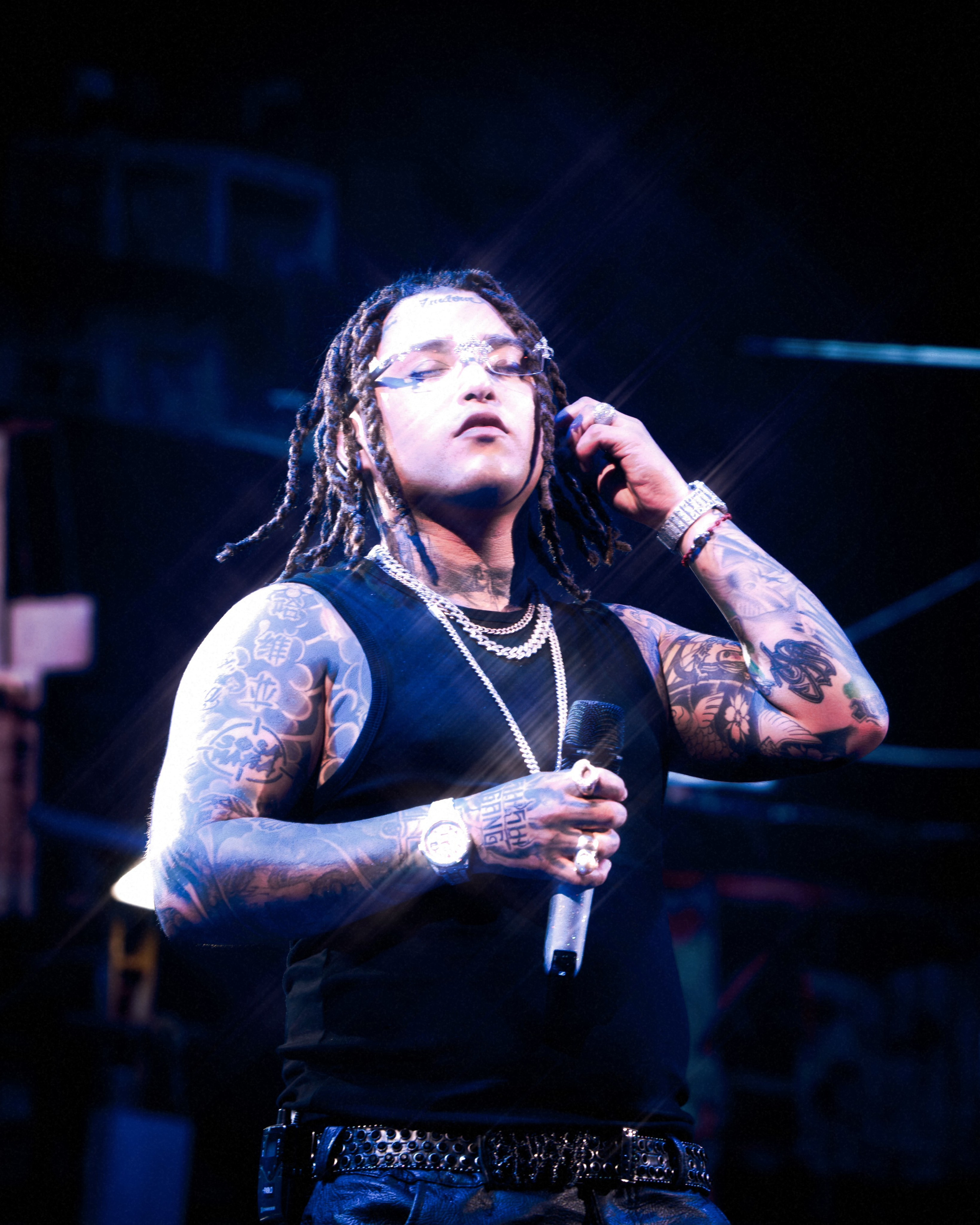 PABLO CHILL-E VIÑA 026. DEYA BELTRAN Maquilladora, fotógrafa y vídeos