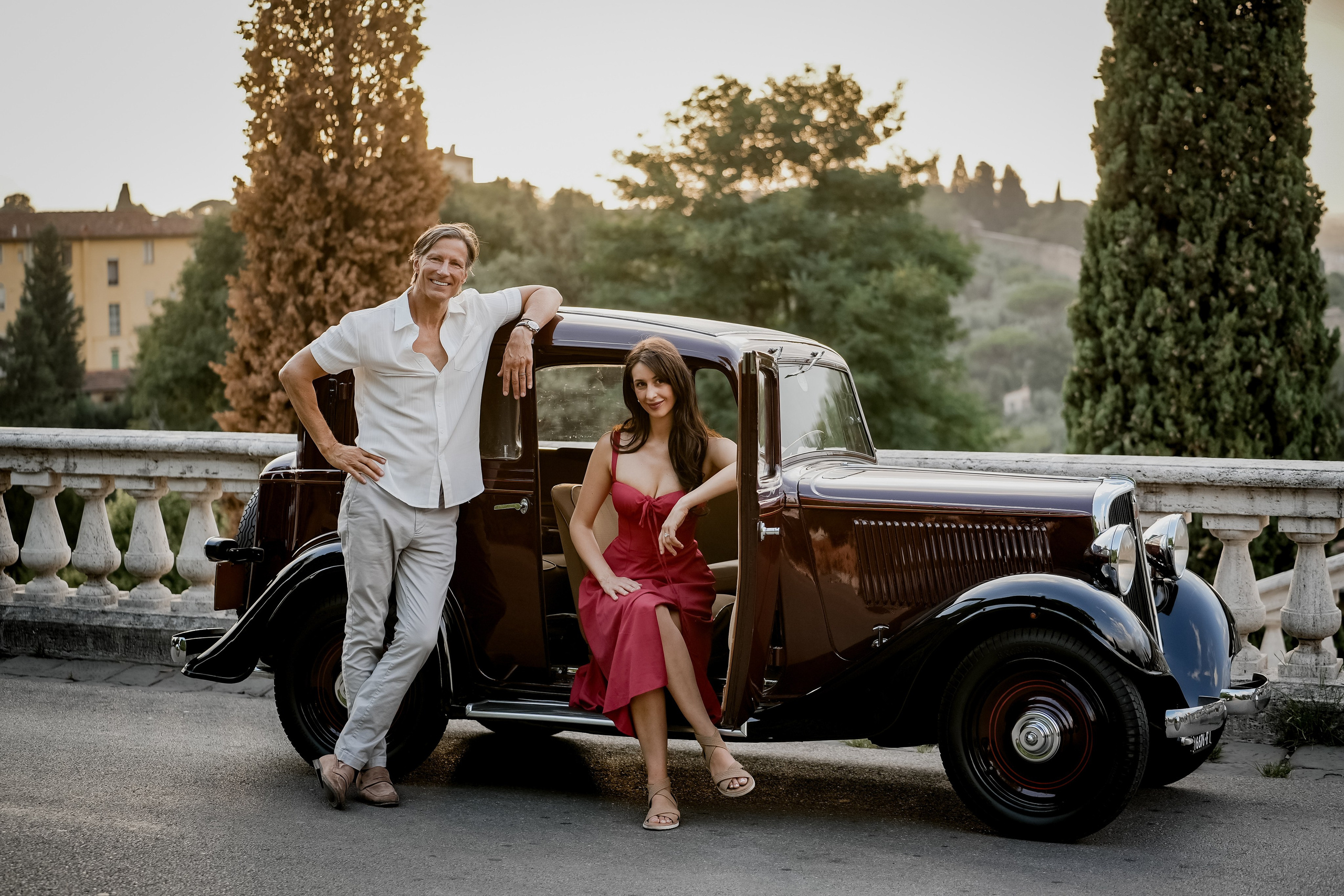 Family Photoshoot. Wedding Photographer in Italy