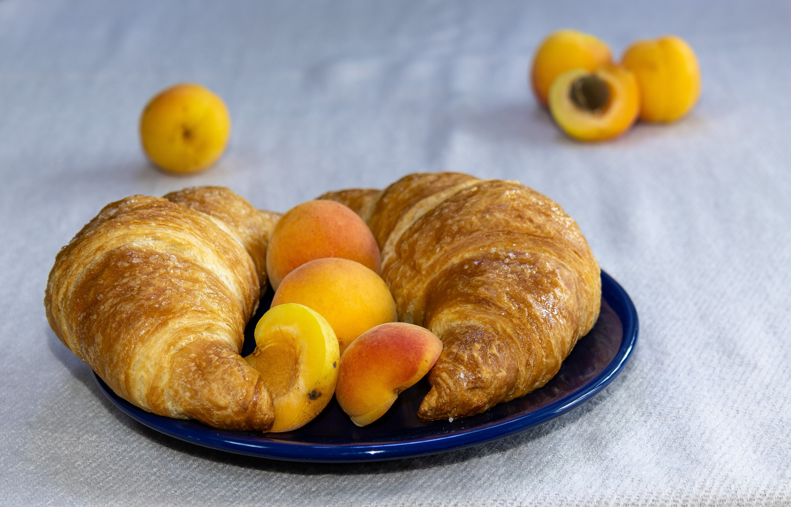Torturi și alte dulciuri. Fotograf. Lucrez cu oameni, produse și spații. Portret și fotografie creativă. Bacău, România. Lidia Savinoiu
