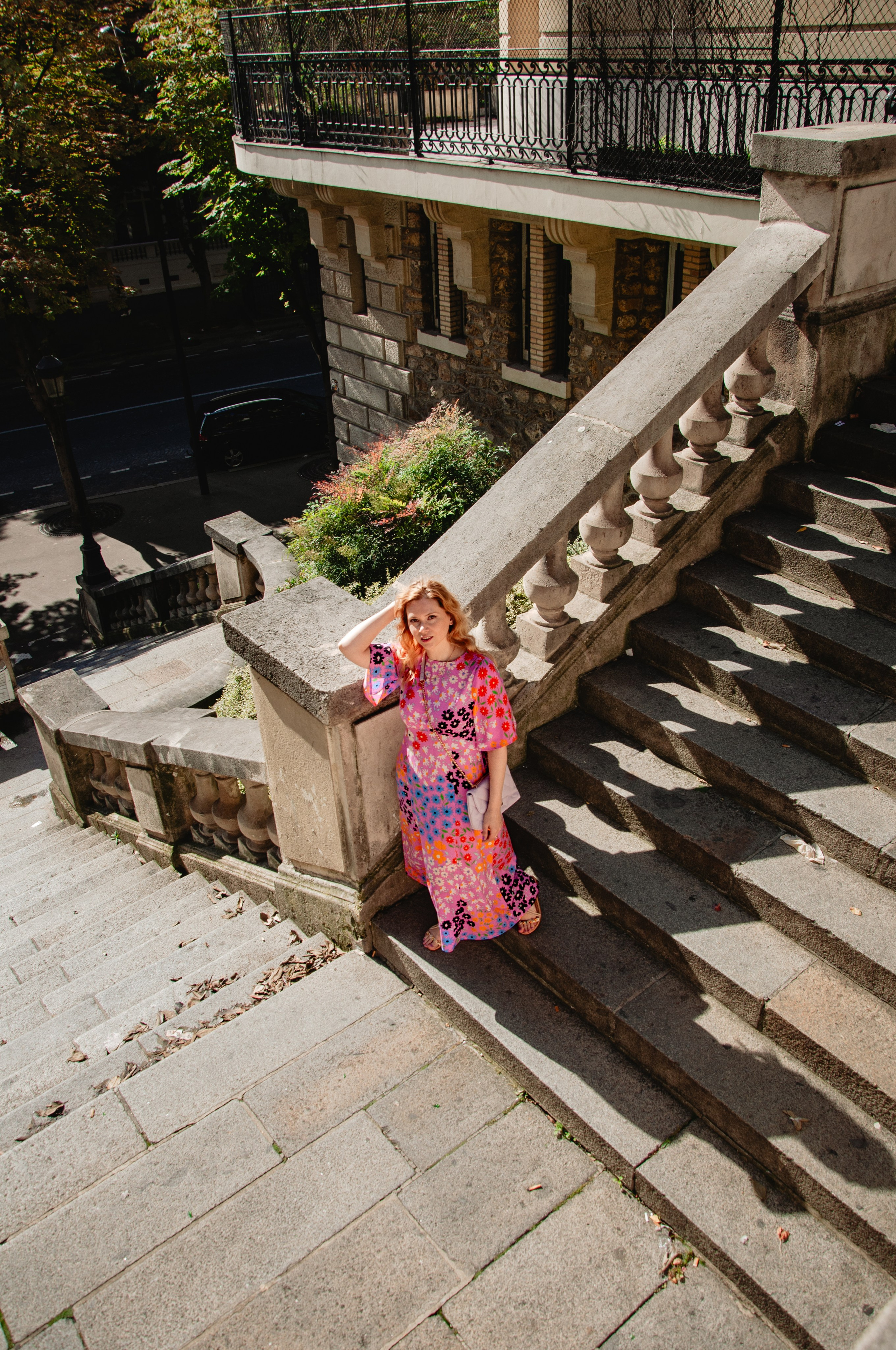 Summer photoshoot at the Eiffel Tower. Paris photographer — Polina Osipova