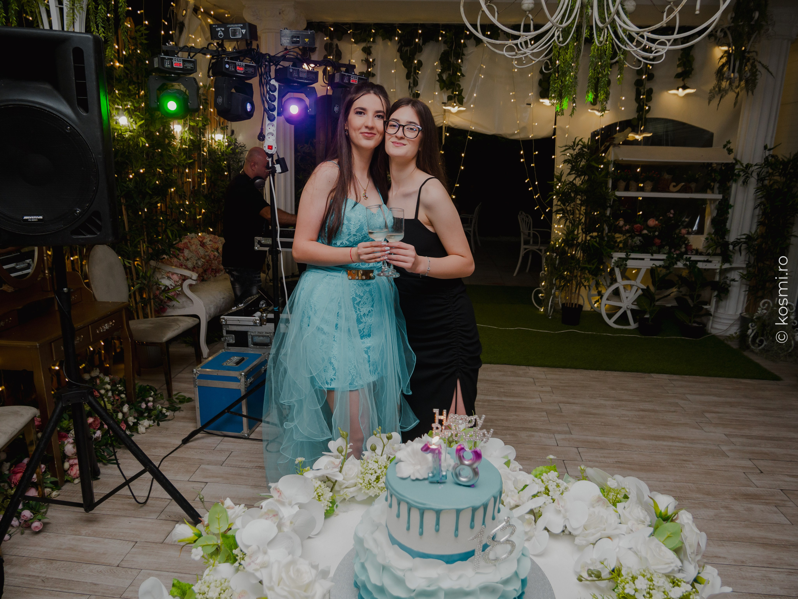 Majorat Alexandra. Kosmi