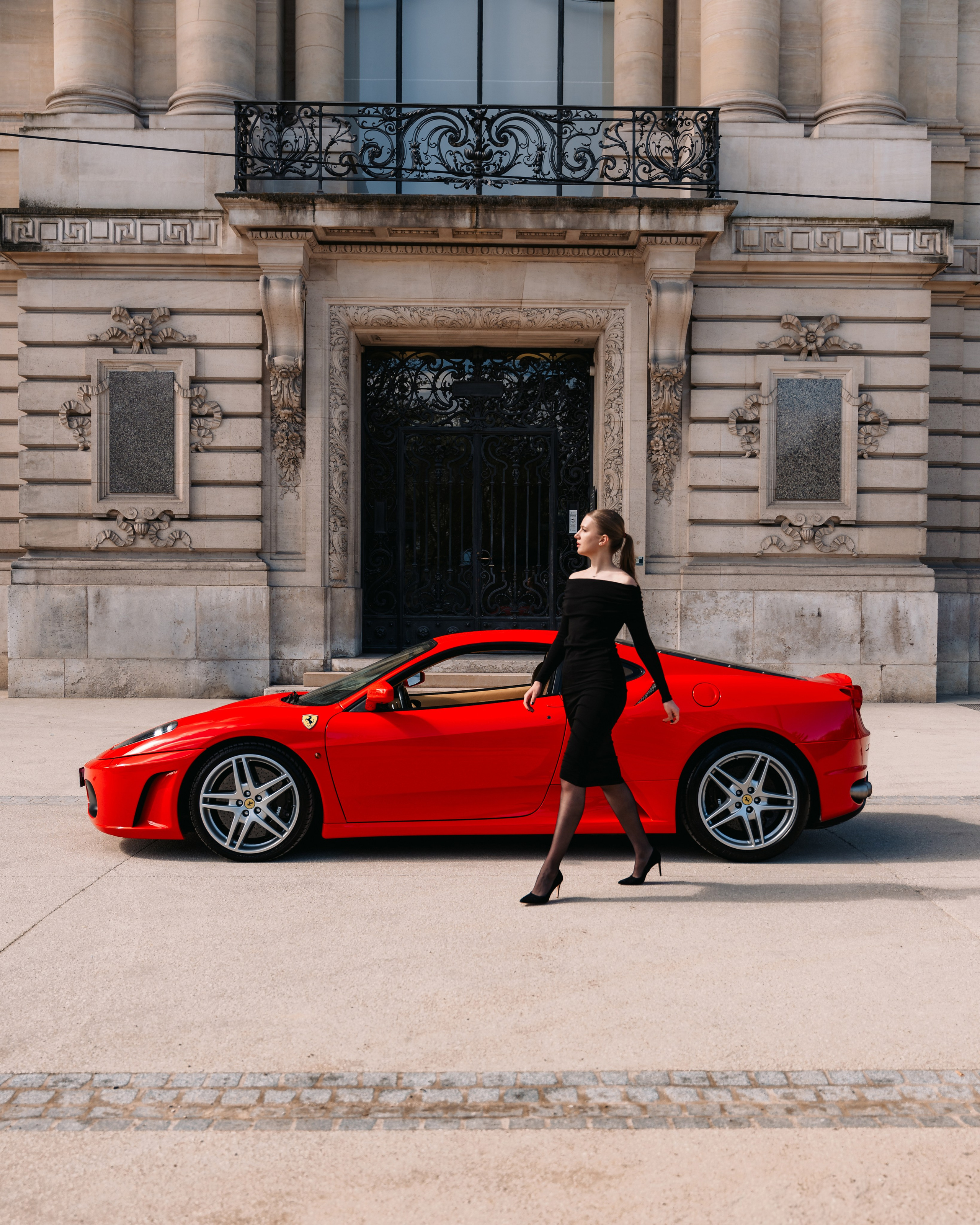 Anna x Ferrari F430. Photographe de voitures à Paris — Vitalii Motruk