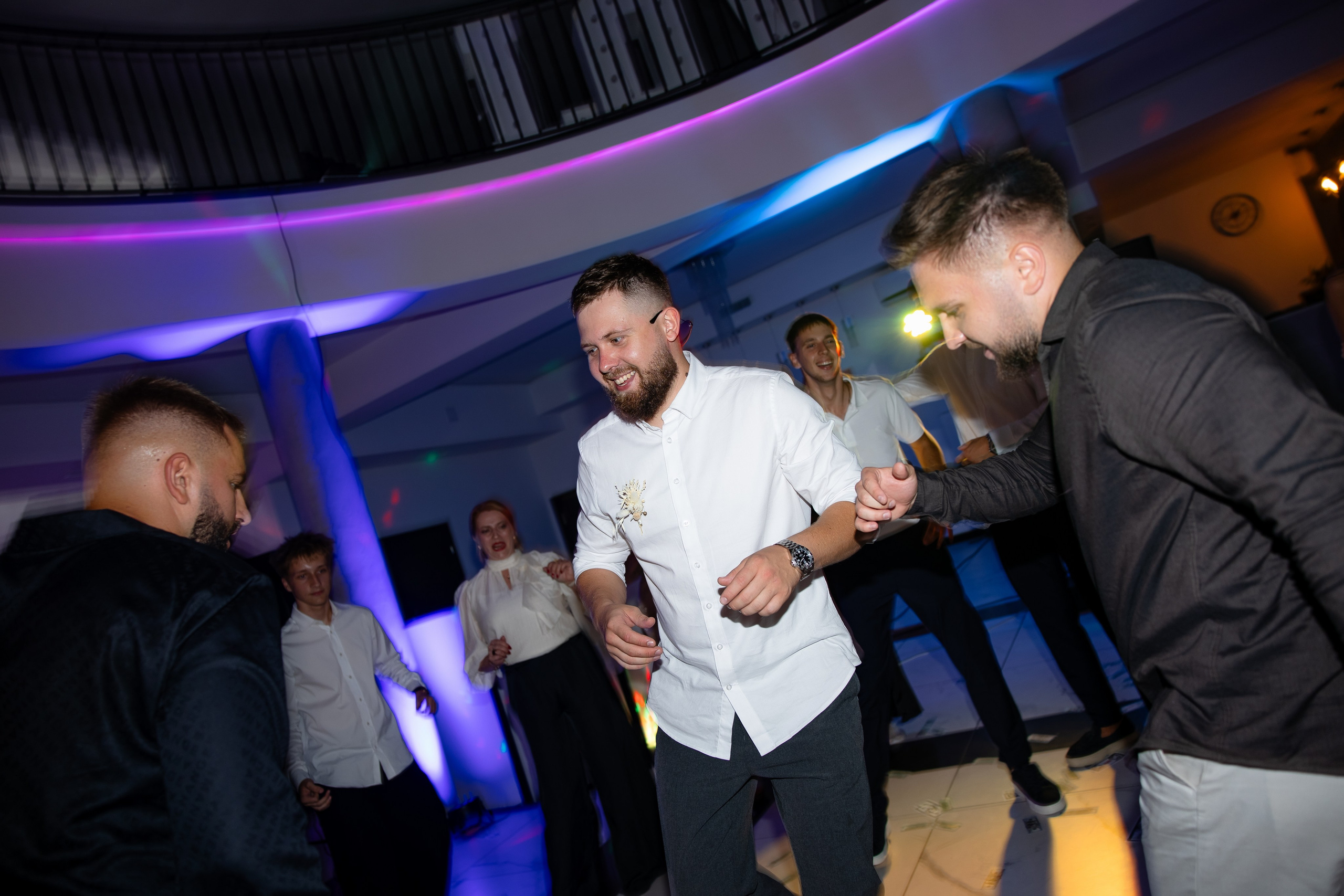 Артур + Анастасія. Весільний, сімейний фотограф Варшава