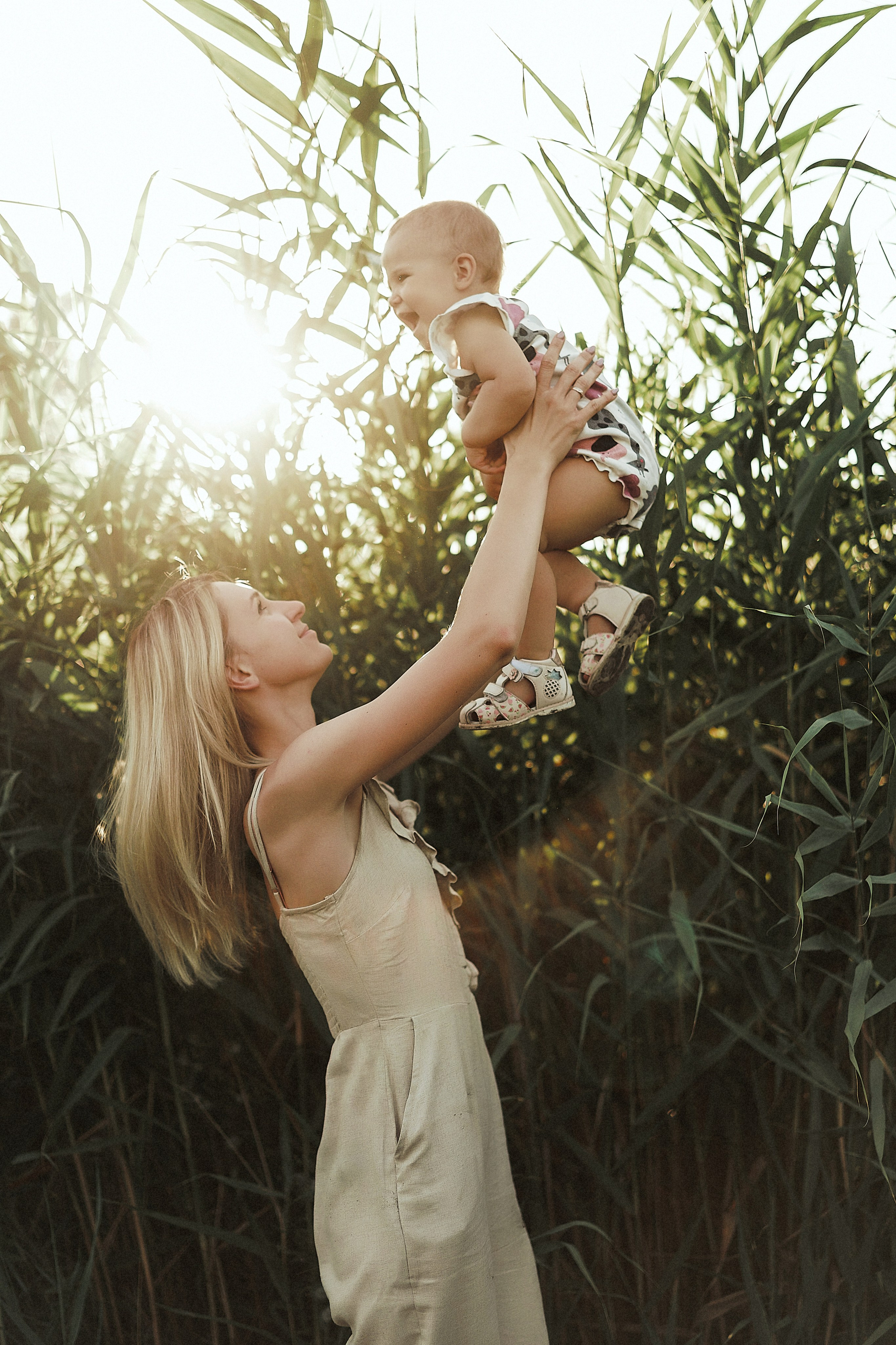 Family outdoor summer shooting. Wedding and family photographer Ireland