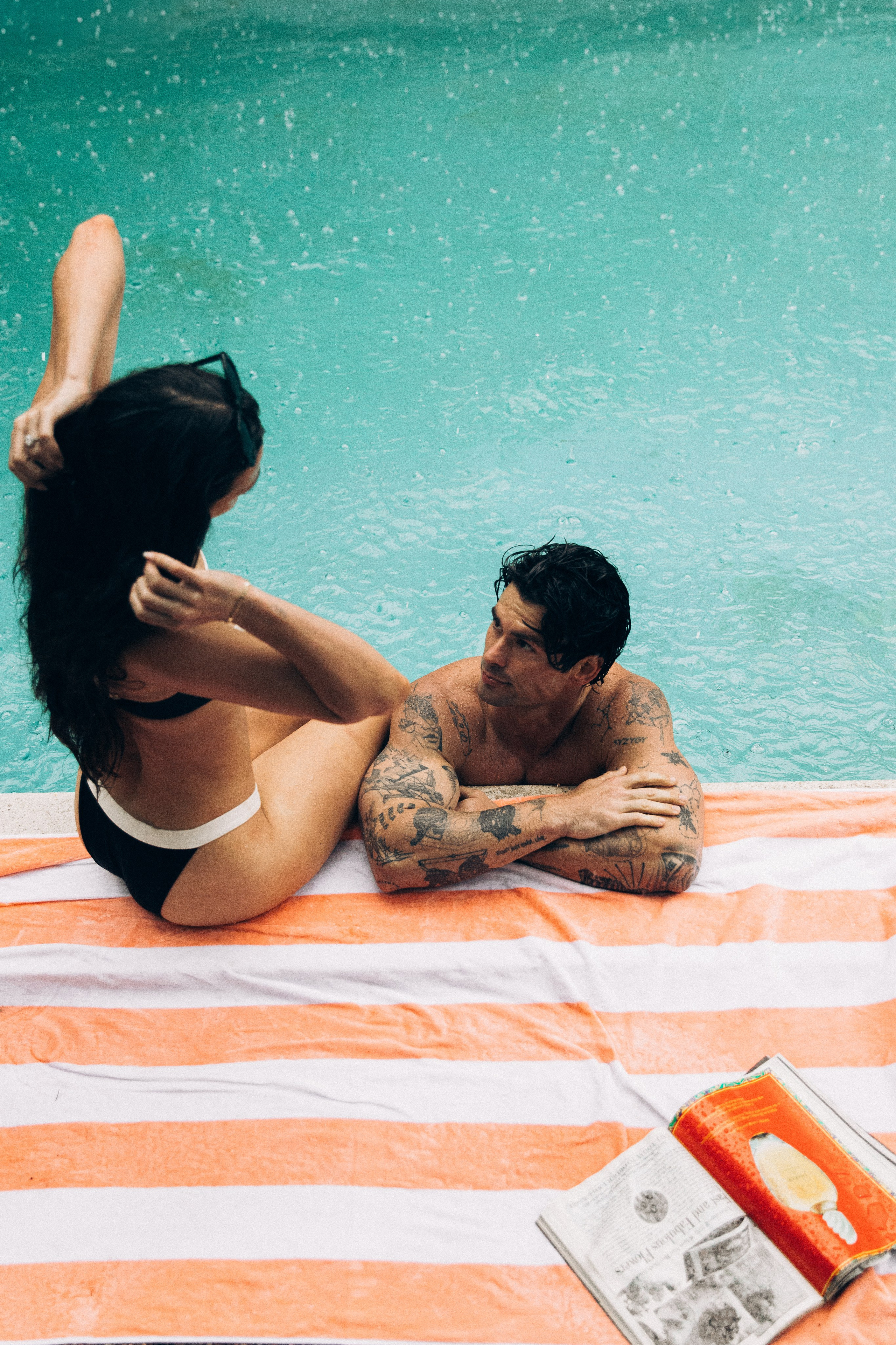 Editorial Retro Pool Session in Miami