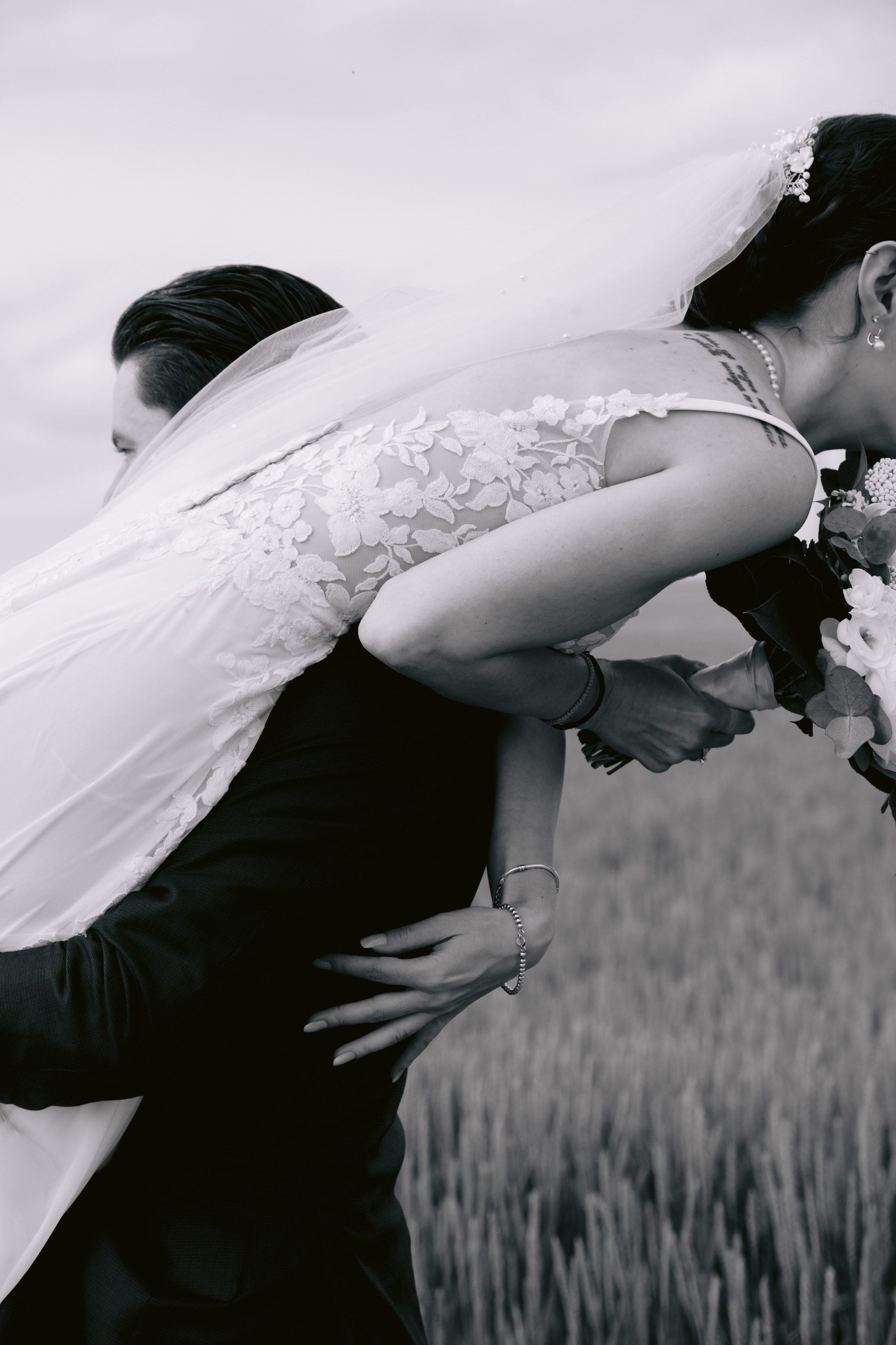 Artjom and Alex. Wedding photography — EMU Photos