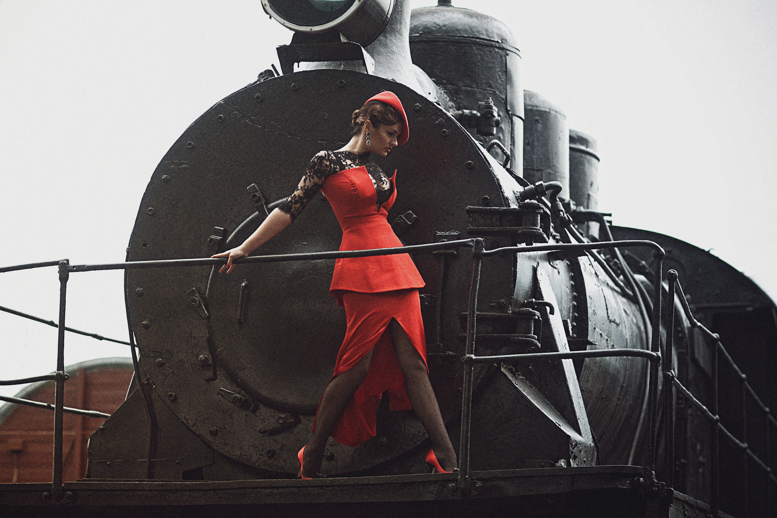 Стилизованная съемка с ретро поездами. Фотограф в Каппадокии / Julia Ganch