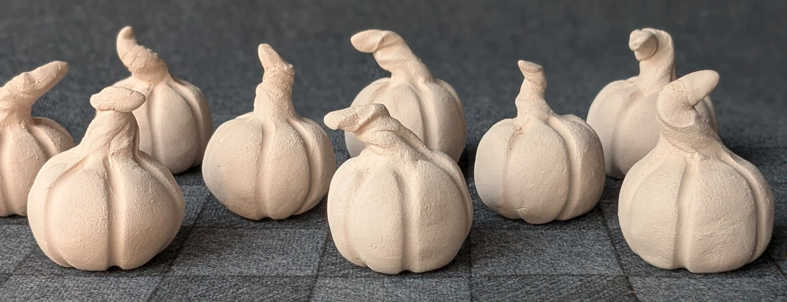 Tilaustyö. Alina-keraamikko